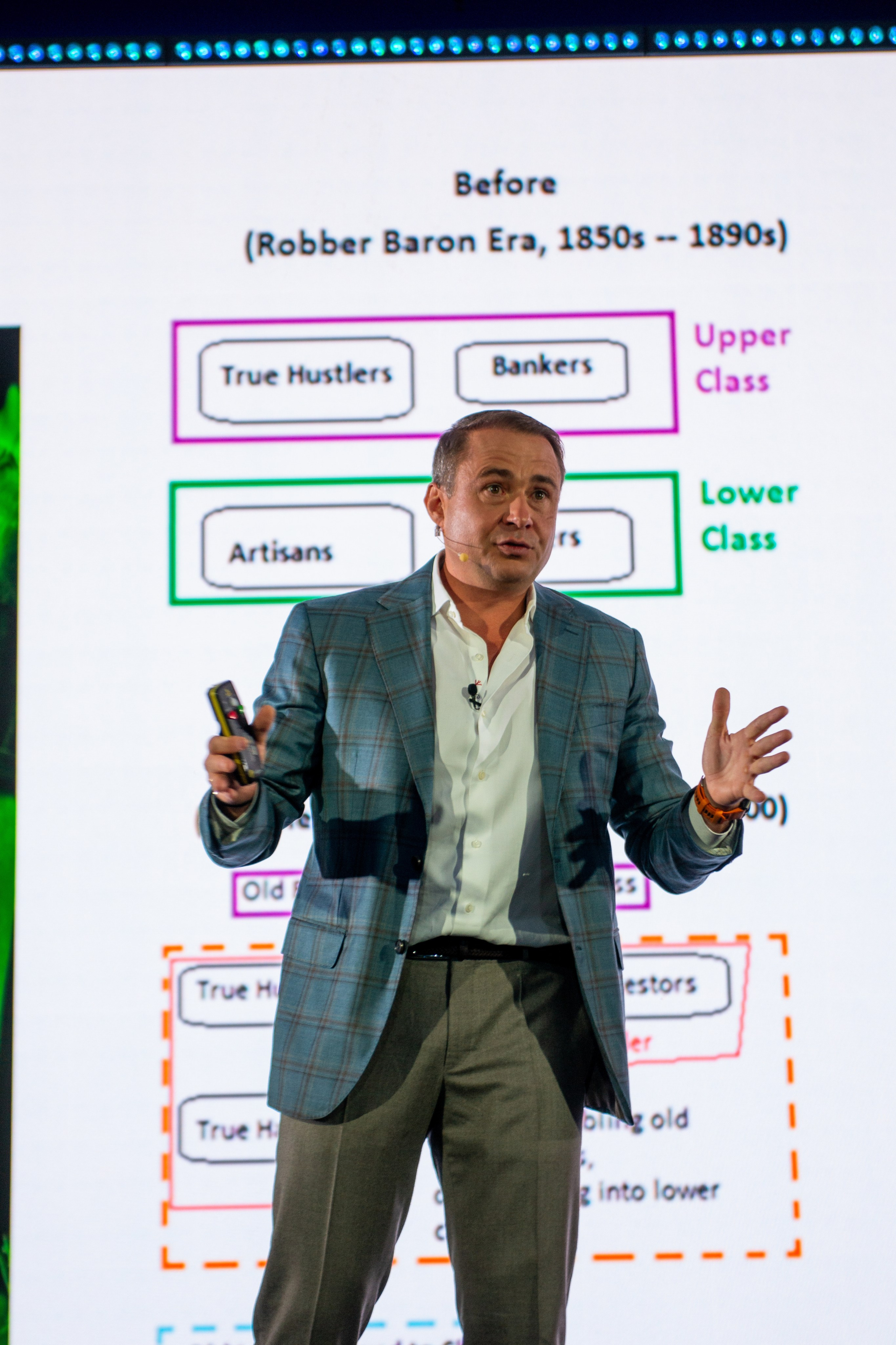 Тур Оскара Хартманна «Охота за единорогами». Дарья Терещук — репортажный фотограф в Минске
