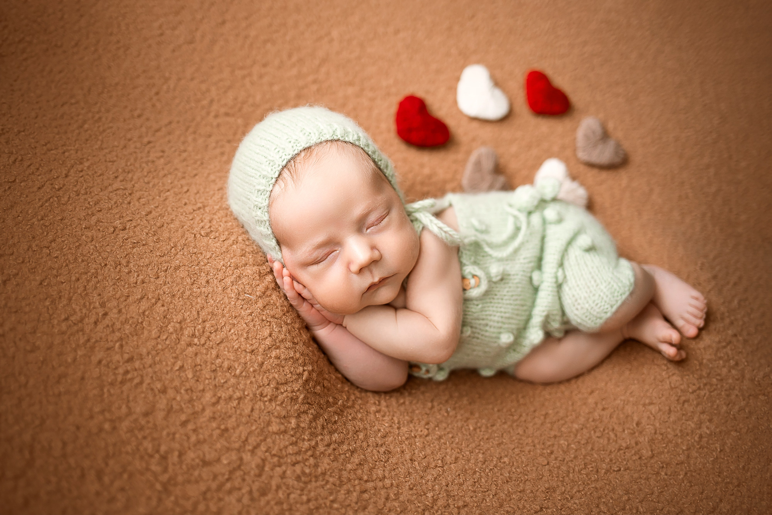 Фотосессия новорожденного. Фотограф новорожденных в Новосибирске