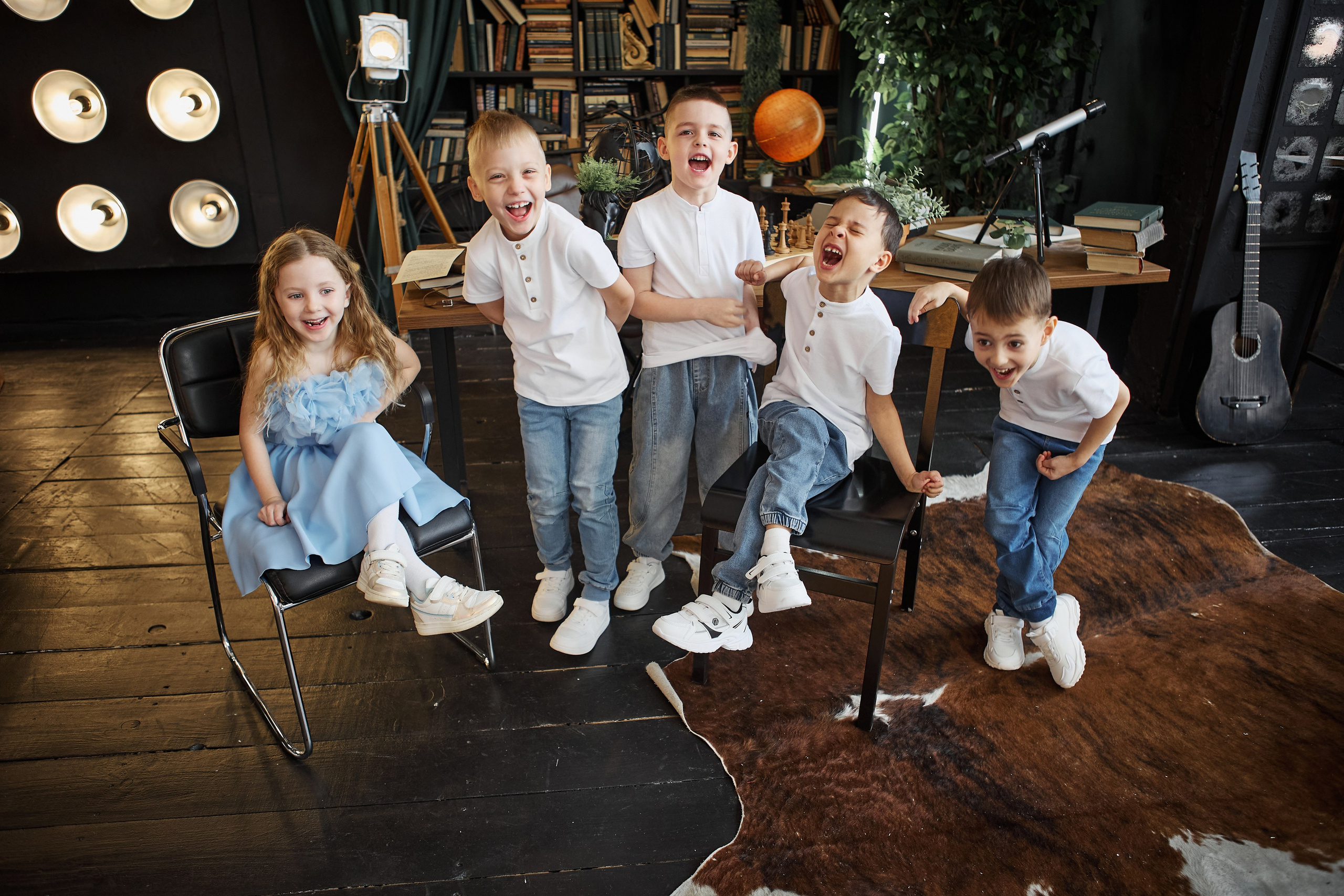 Групповые. Выпускные альбомы в городе Курган для всех