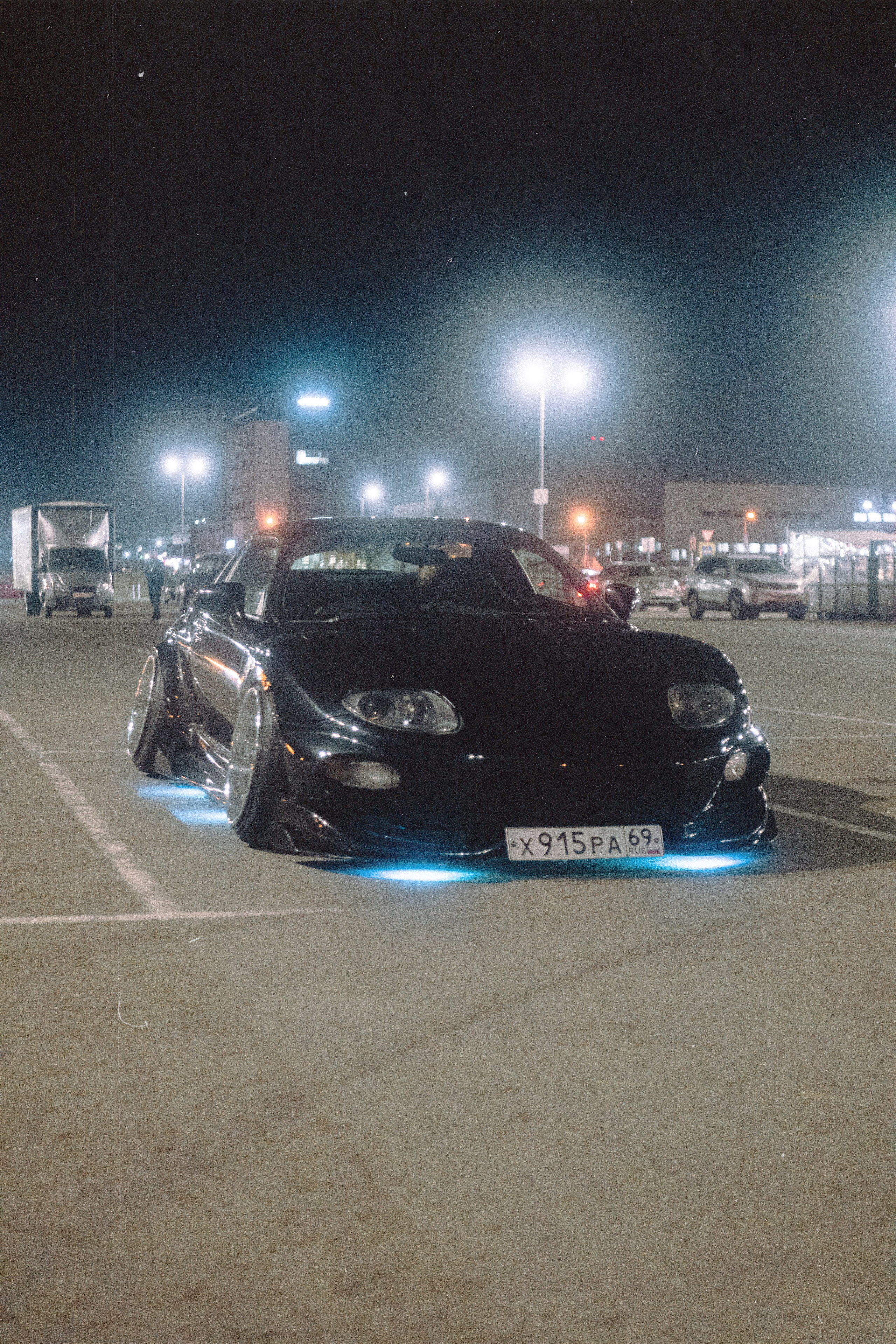 Репортажная фотосъёмка SMD Weekend в Калуге обработанные под плёнку