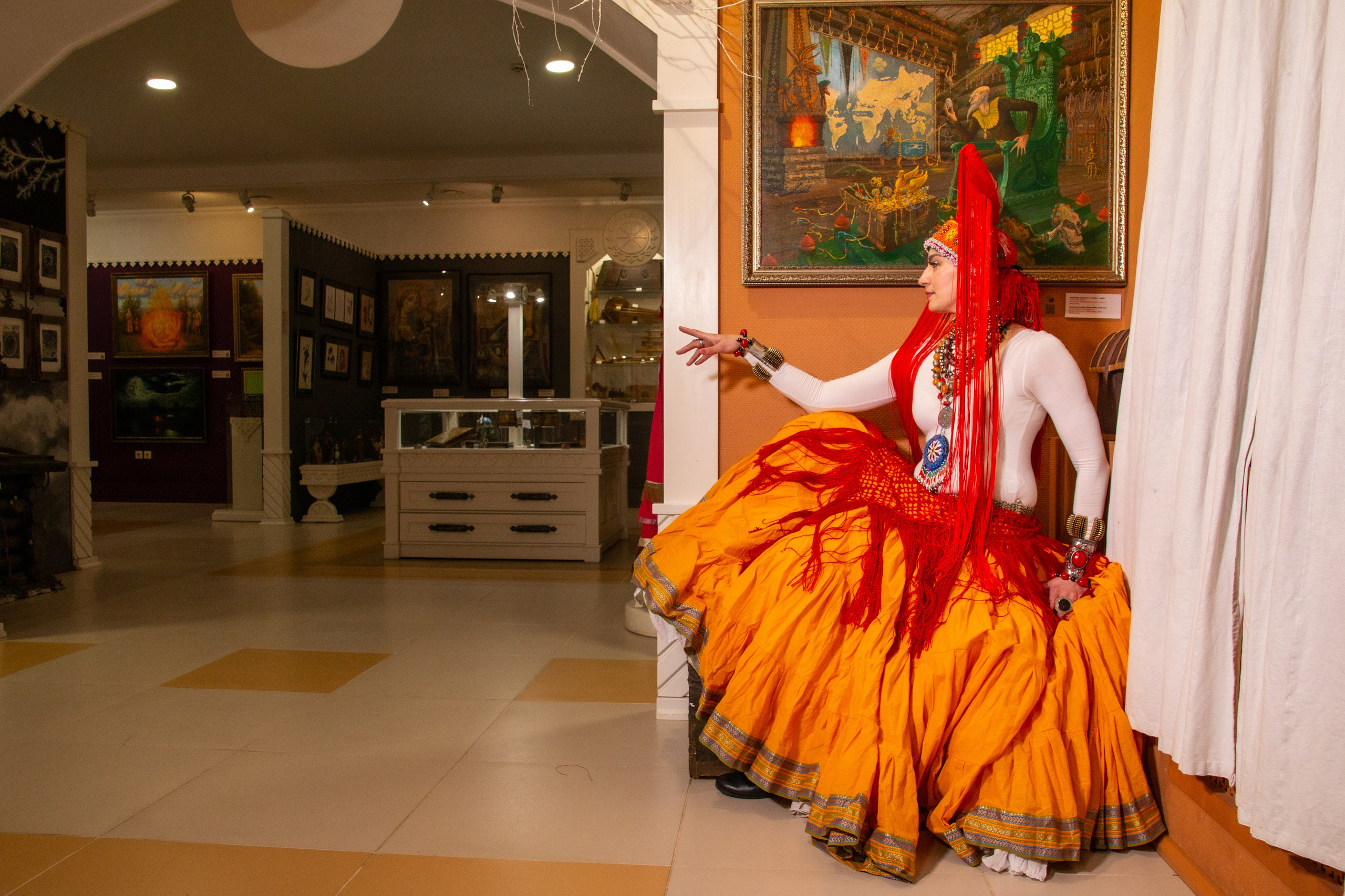 Танец в музее. Музей славянской мифологии. Модель Лана Чернявская. Ваш фотограф Северск | Томск