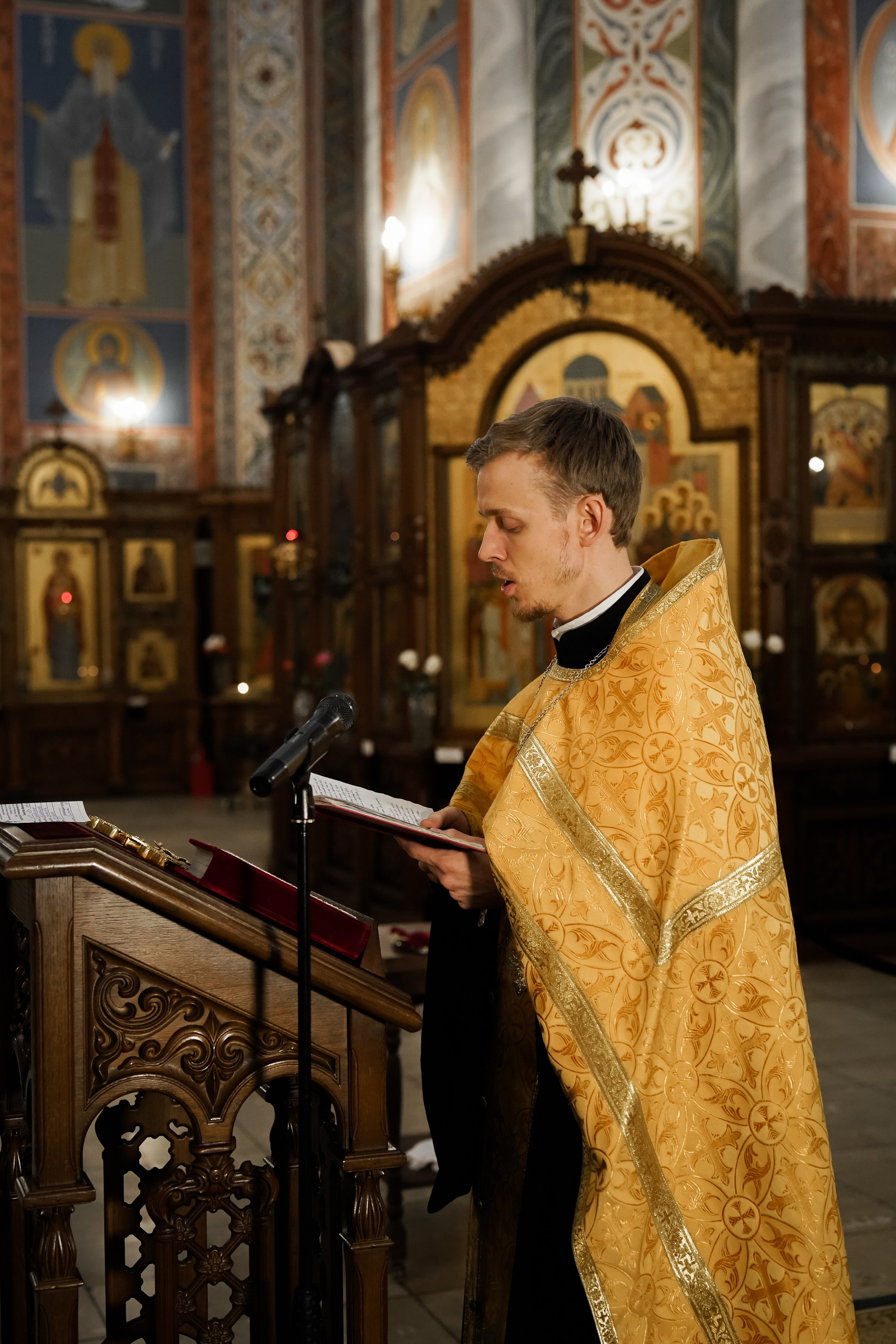 Фотограф на венчание Нижний Новгород. Фотограф на крещение и венчание в Нижнем Новгороде.Свадебный Фотограф