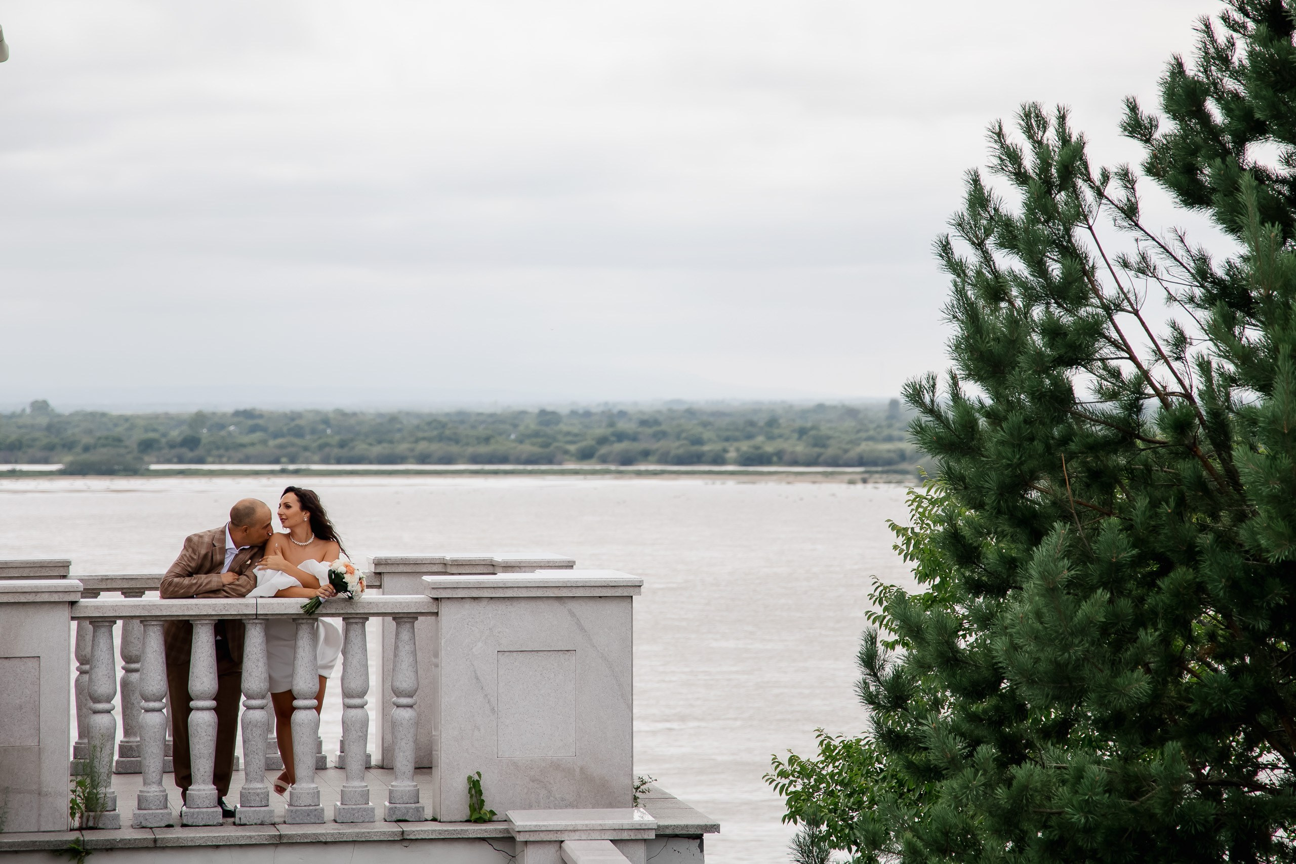 Вин Дизель и его шикарная невеста :). Олег и Наталья. Часовая прогулка. Свадебный фотограф в Хабаровске