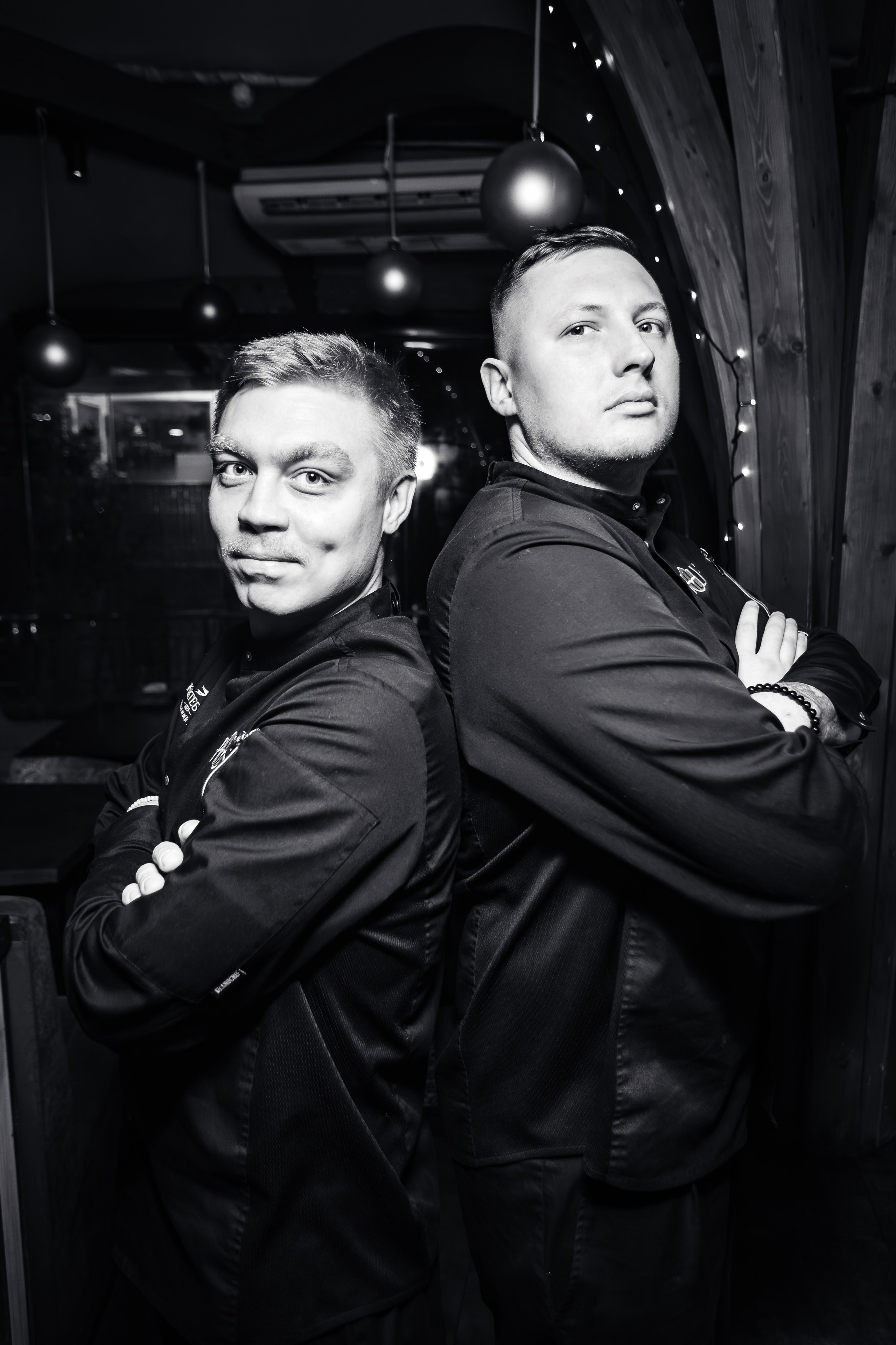 Городской корпоратив в PTIZZA_Ялта_29.12.2025. Аминов Руслан | Фотограф