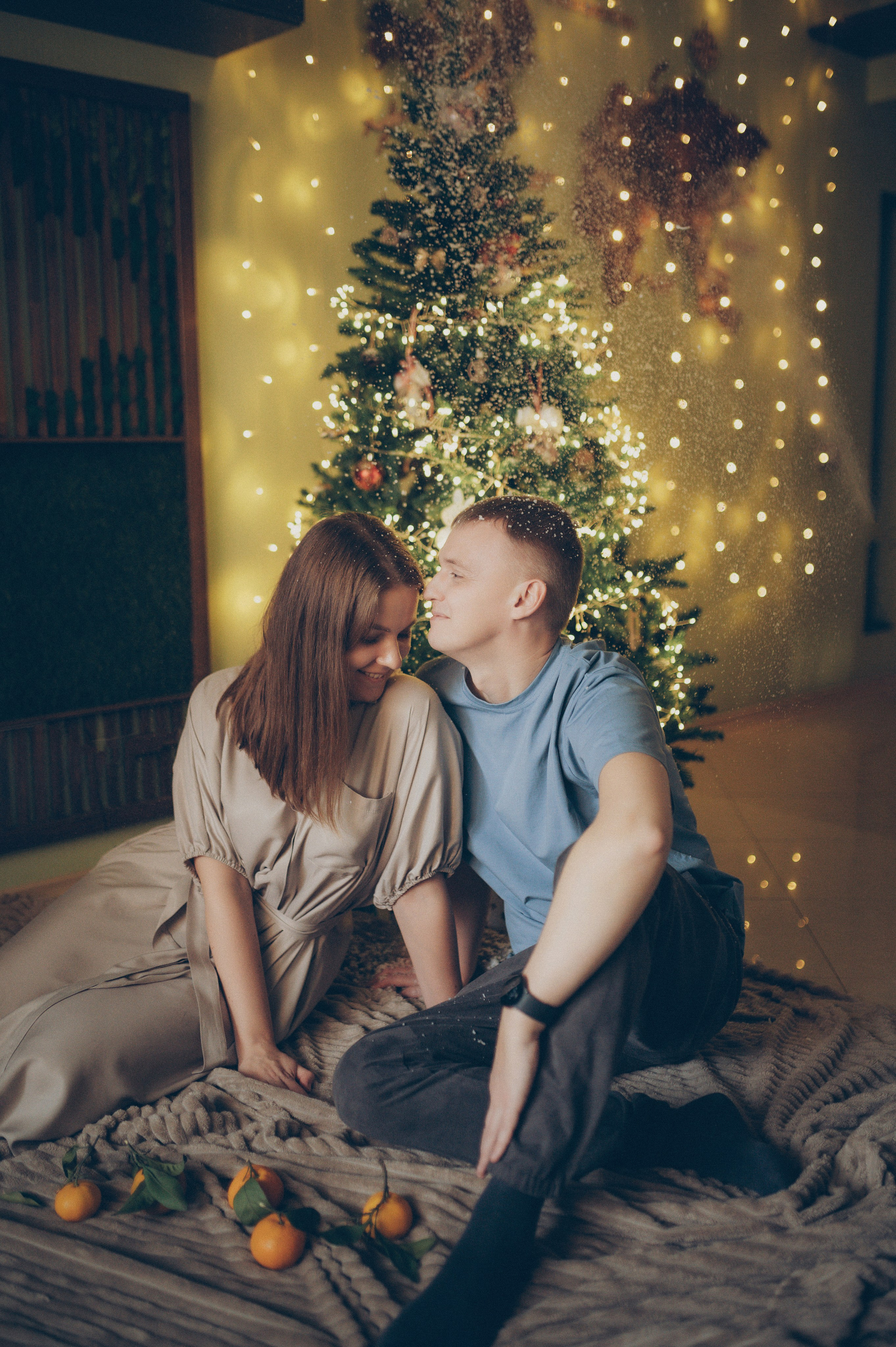 Тася, Соня, Женя и Илья (новогодняя домашняя). Фотограф, г. Лесной Свердловской области