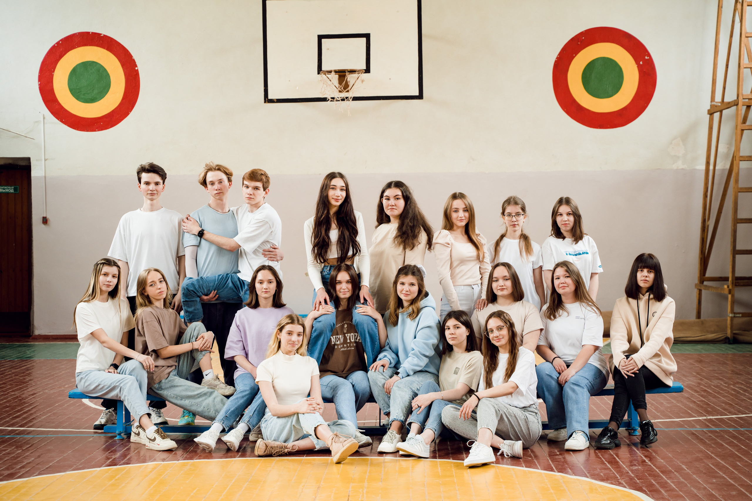 ФОТО СТАРШАЯ ШКОЛА. Выпускные альбомы ДНР, Донецк