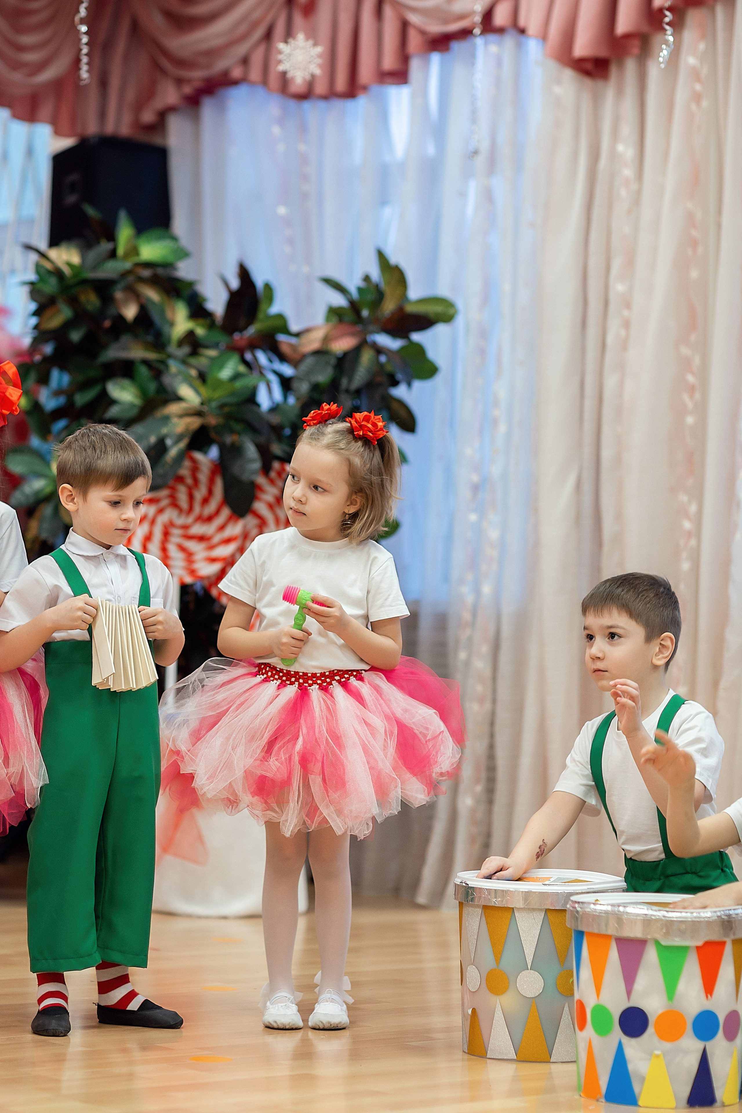 Утренник_"Карамельная фабрика» 2024. Семейный фотограф в Санкт-Петербурге