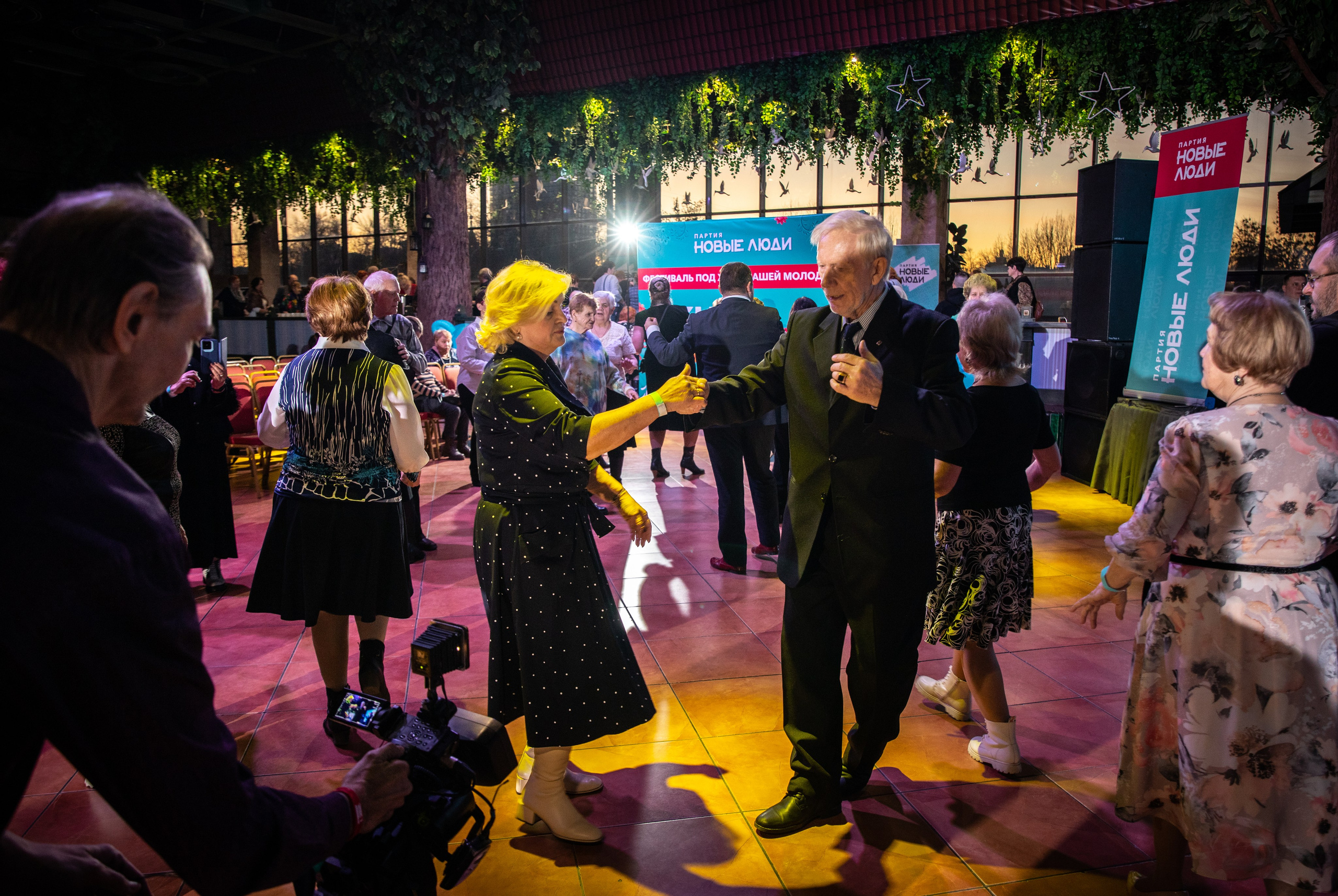 Жить по-новому 2026. Репортажный и свадебный фотограф в Челябинске Елисеев Павел