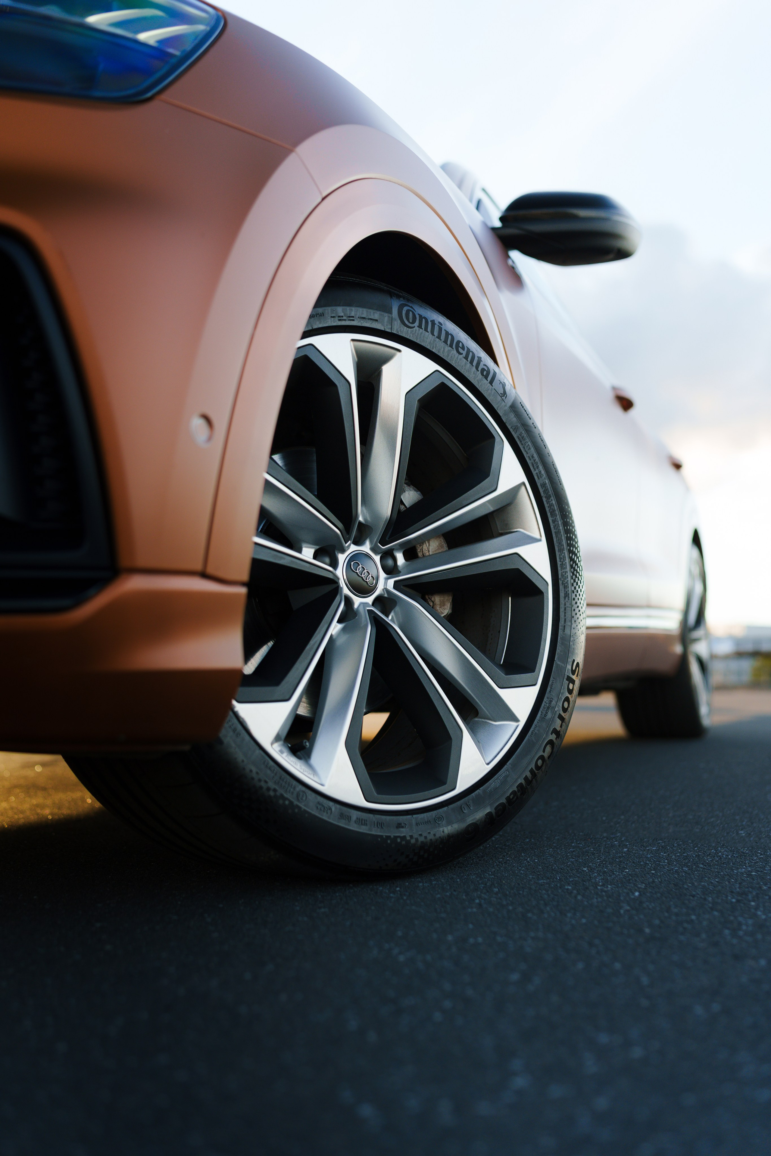 Audi Q8. Фотограф в СПБ Алмаз Камаев