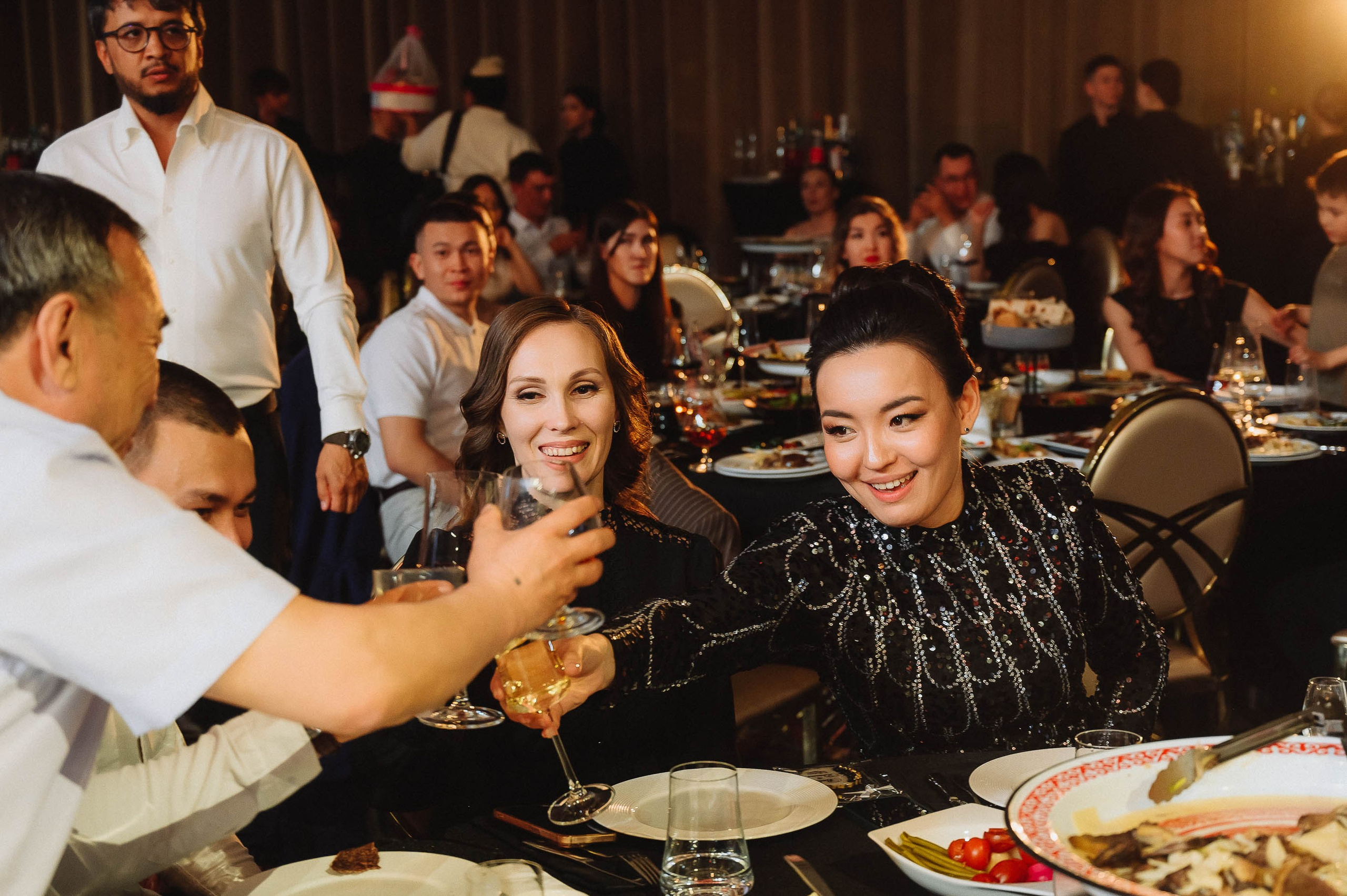 Национальная свадьба в Marshal Grand Hall. Евгений Нисковских — свадебный и репортажный фотограф в Тюмени