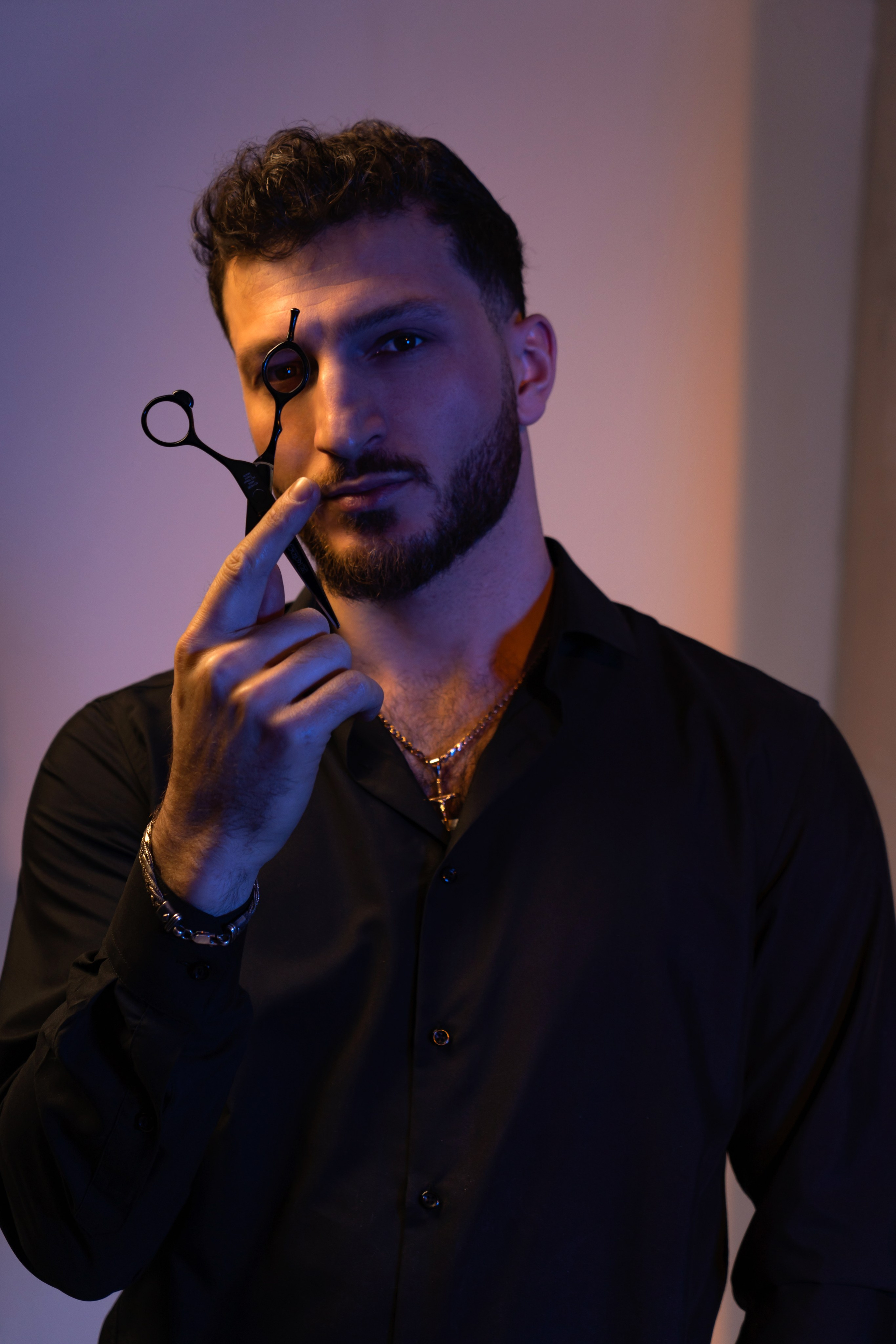 Деловые Портреты женщин и мужчин. Студийный и Рекламный Фотограф в Екатеринбурге Сергей Минин