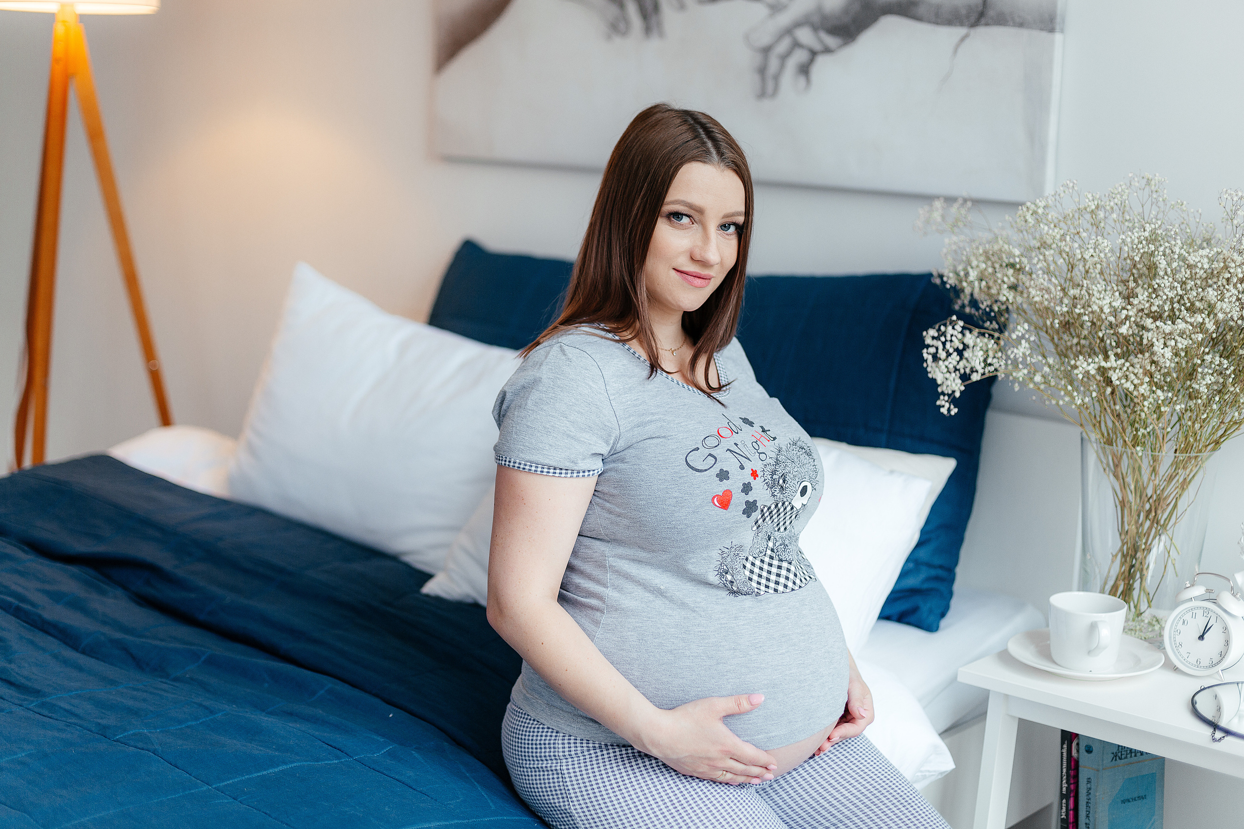 Фотосессия беременности в студии для Виктории и ее семьи. Свадебный, семейный, brand фотограф в Краснодаре Макарова Ксения