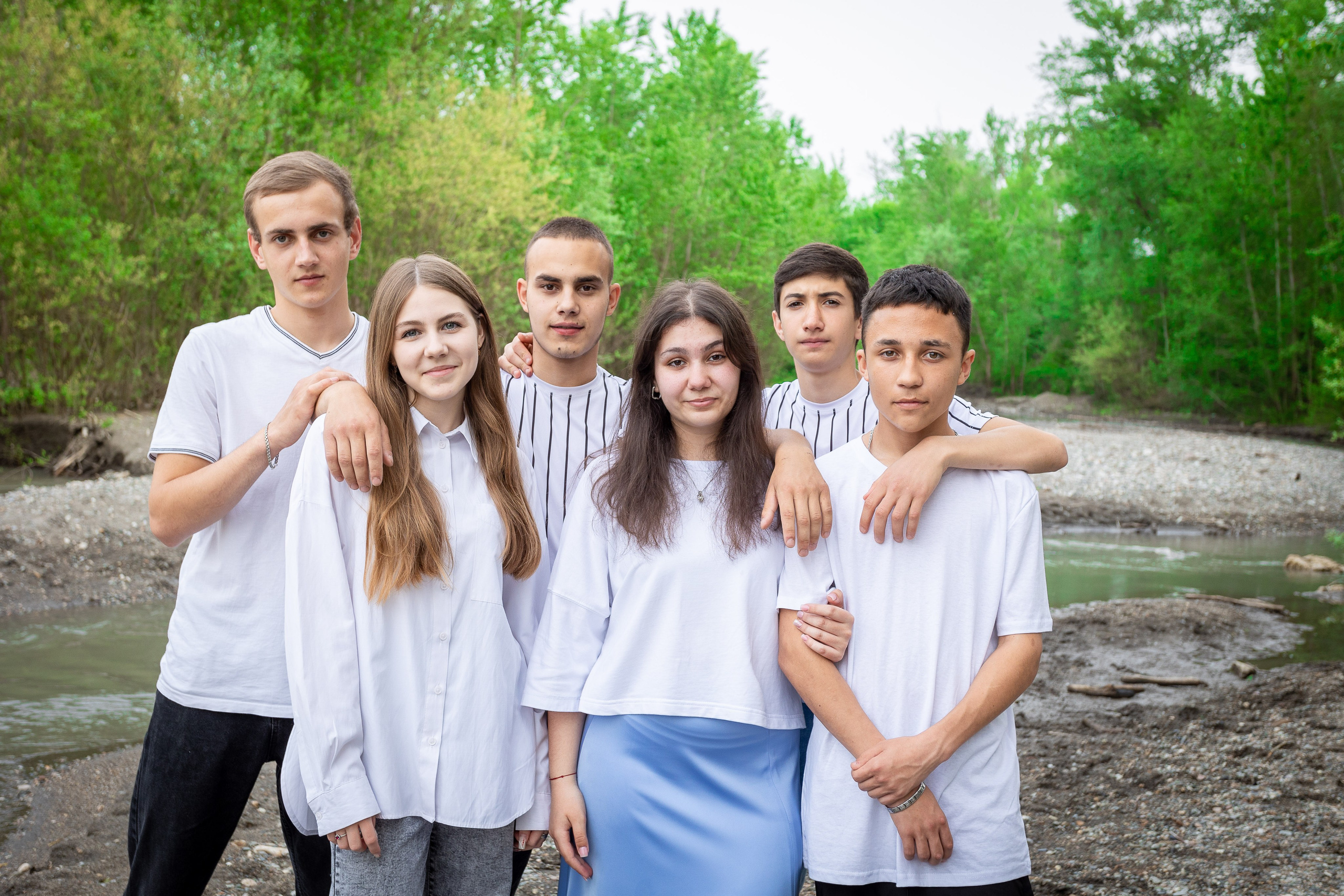 Уличная фотосессия на выпускной альбом. Выпускные альбомы Майкоп, Краснодар Елена Золотарева