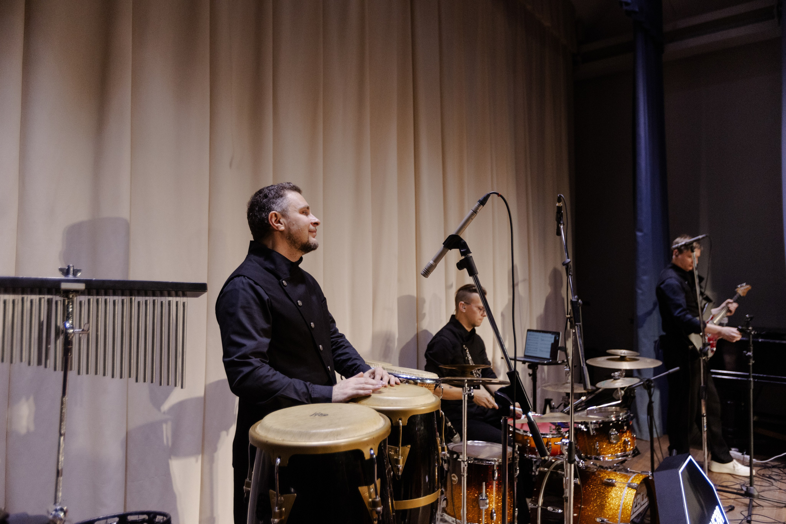 Сольный концерт 4.10. СУРОВЦЕВА project. Эстрадно-народный кавер-бэнд