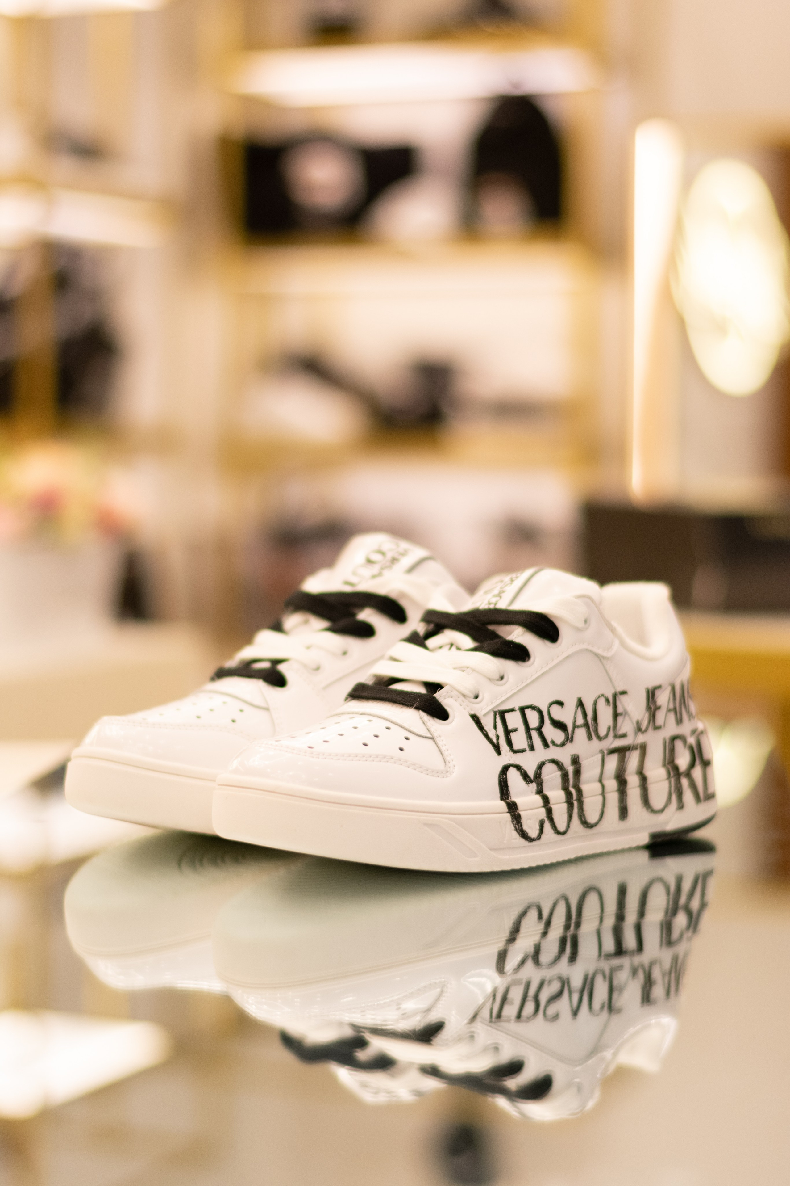 Для организаций. Предметная фотосессия для обувного магазина Capsula. Фотограф/видеограф Богдан Голованов