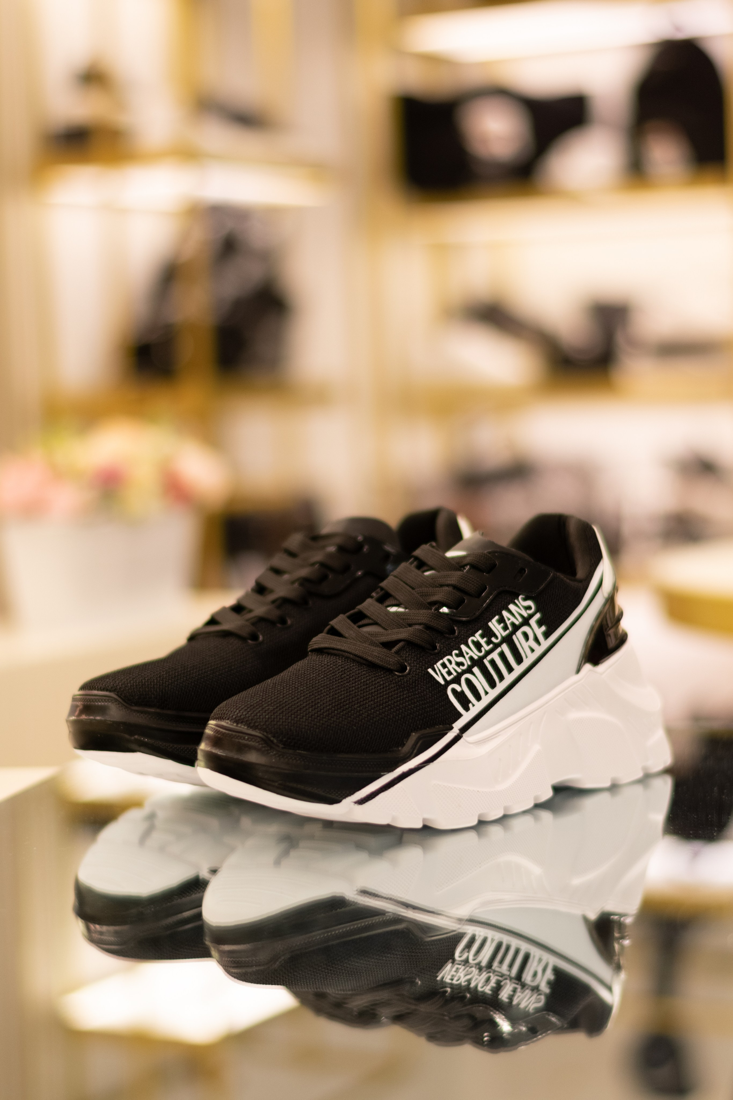 Для организаций. Предметная фотосессия для обувного магазина Capsula. Фотограф/видеограф Богдан Голованов