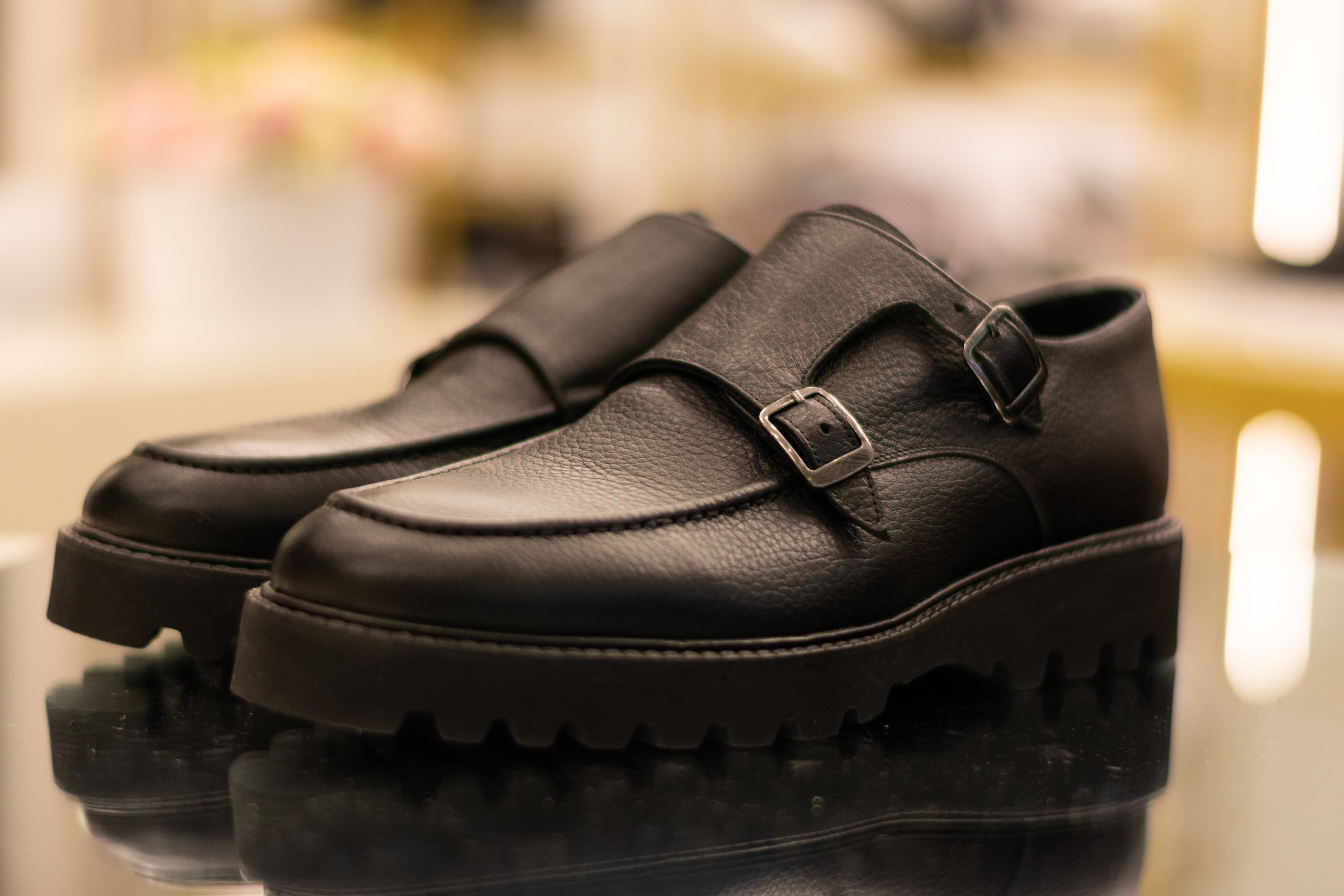 Для организаций. Предметная фотосессия для обувного магазина Capsula. Фотограф/видеограф Богдан Голованов