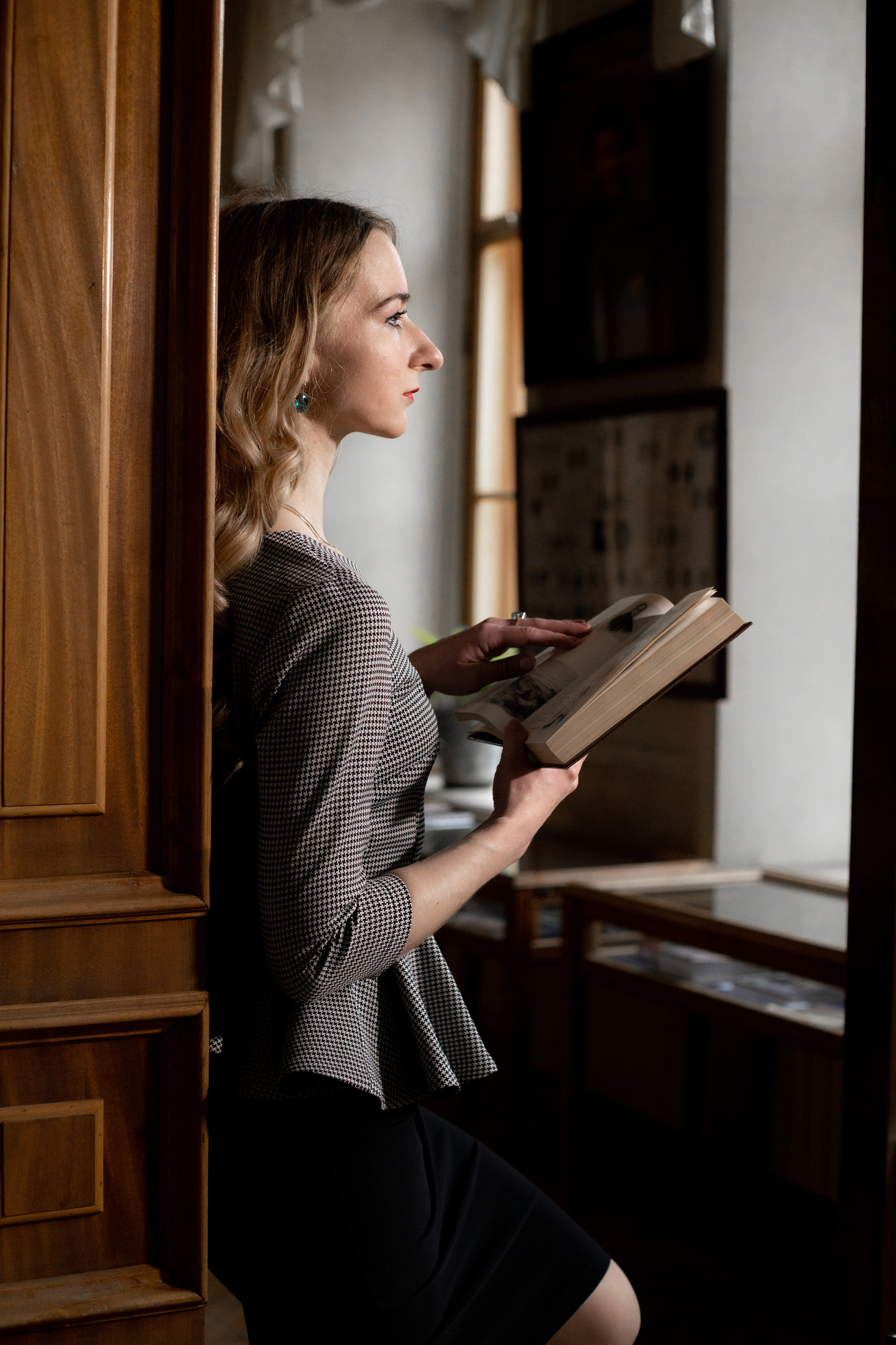 Портретная съемка в библиотеке. Фотограф в Железнодорожном и Балашихе