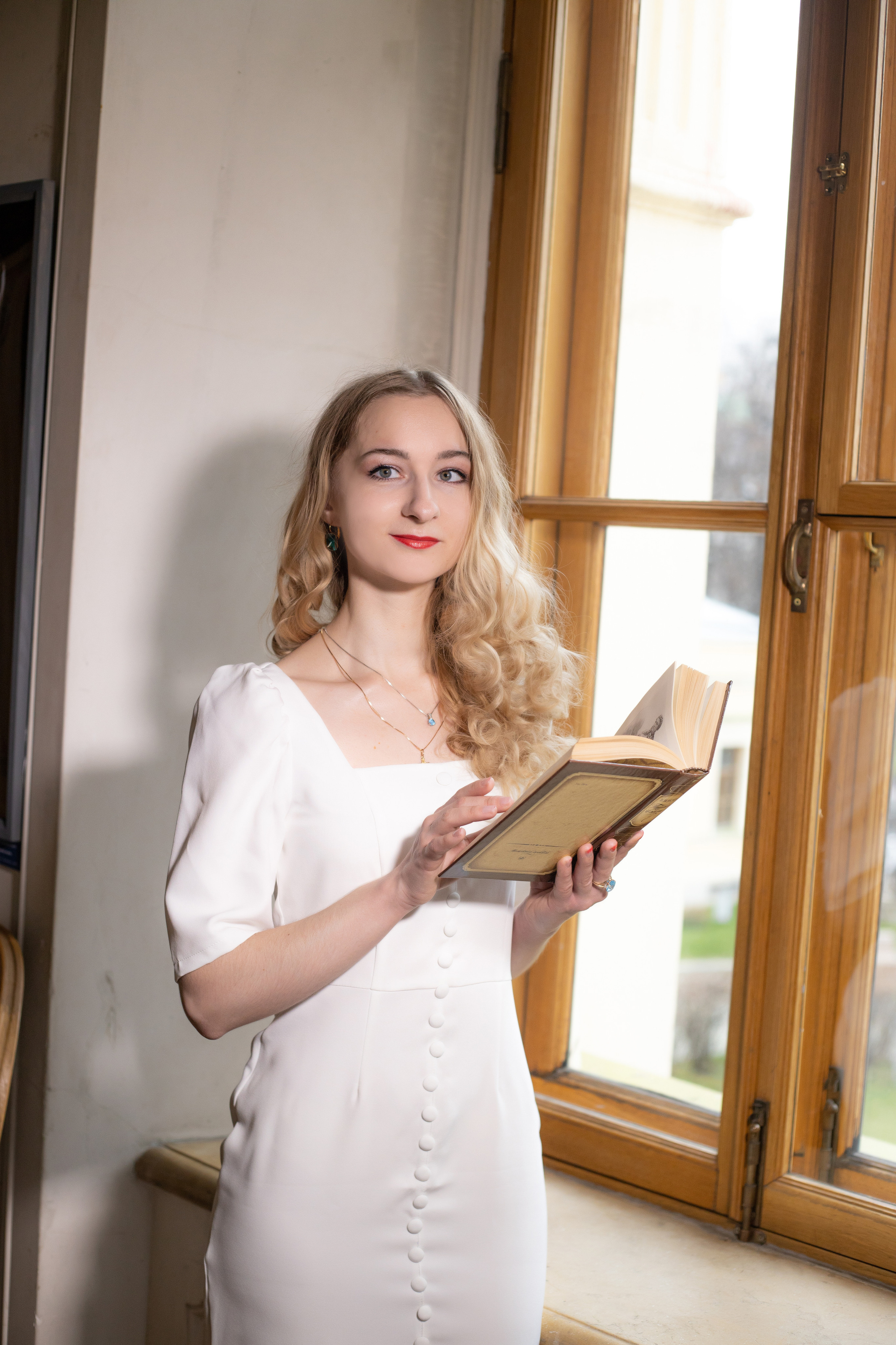 Портретная съемка в библиотеке. Фотограф в Железнодорожном и Балашихе