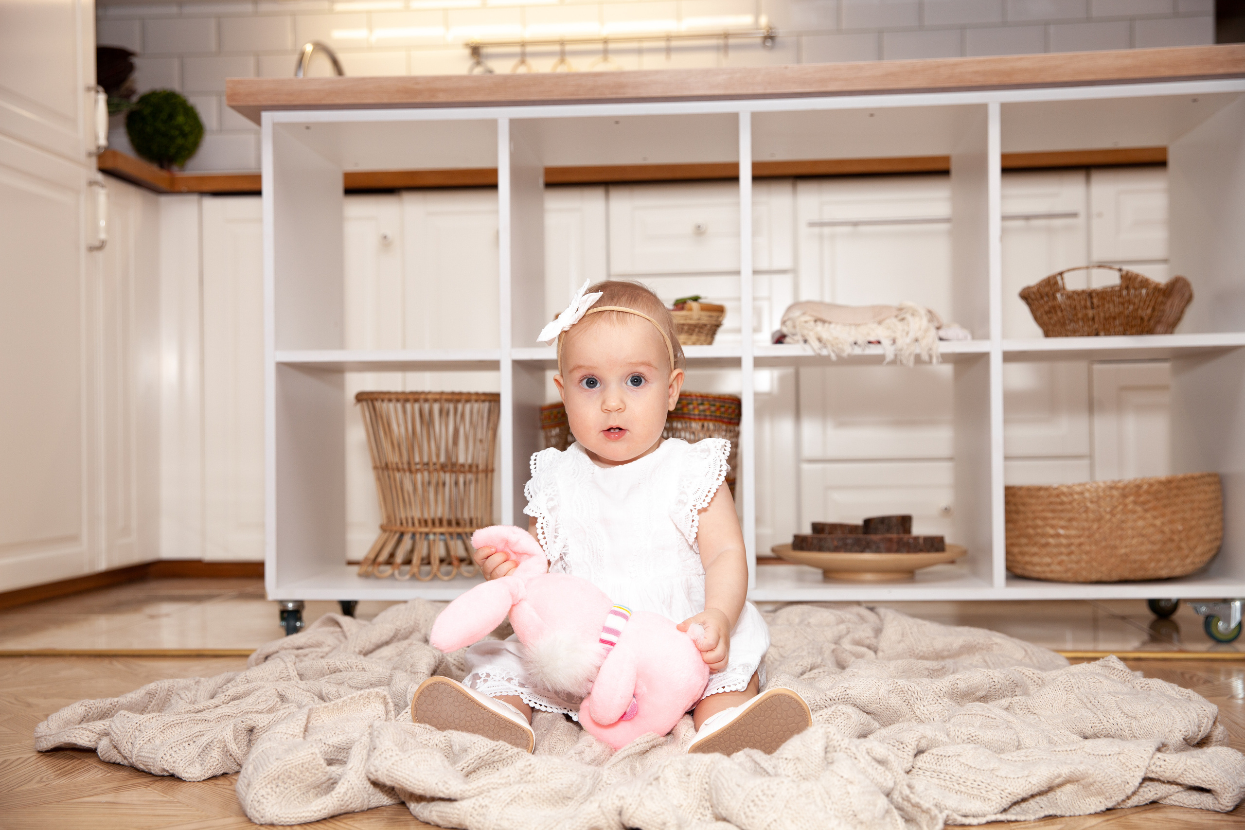 Семейная фотосессия с маленькой Лизой. Фотограф в Железнодорожном и Балашихе