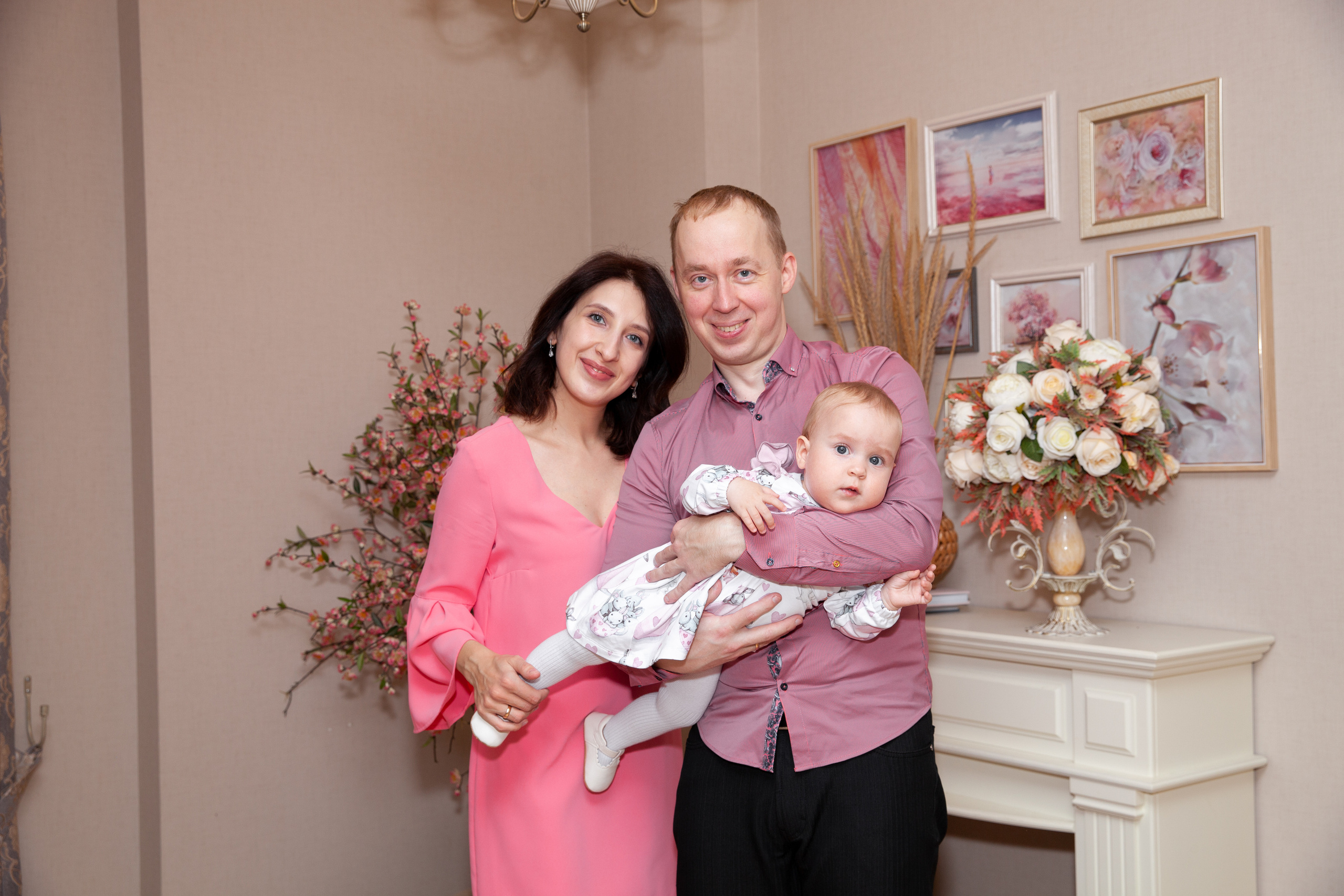 Семейная фотосессия с маленькой Лизой. Фотограф в Железнодорожном и Балашихе