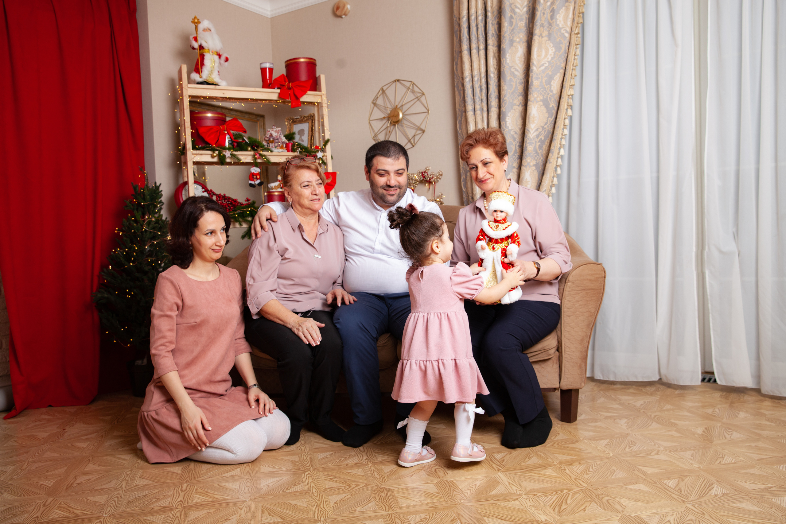 Новогодняя фотосессия для Гаяне. Фотограф в Железнодорожном и Балашихе