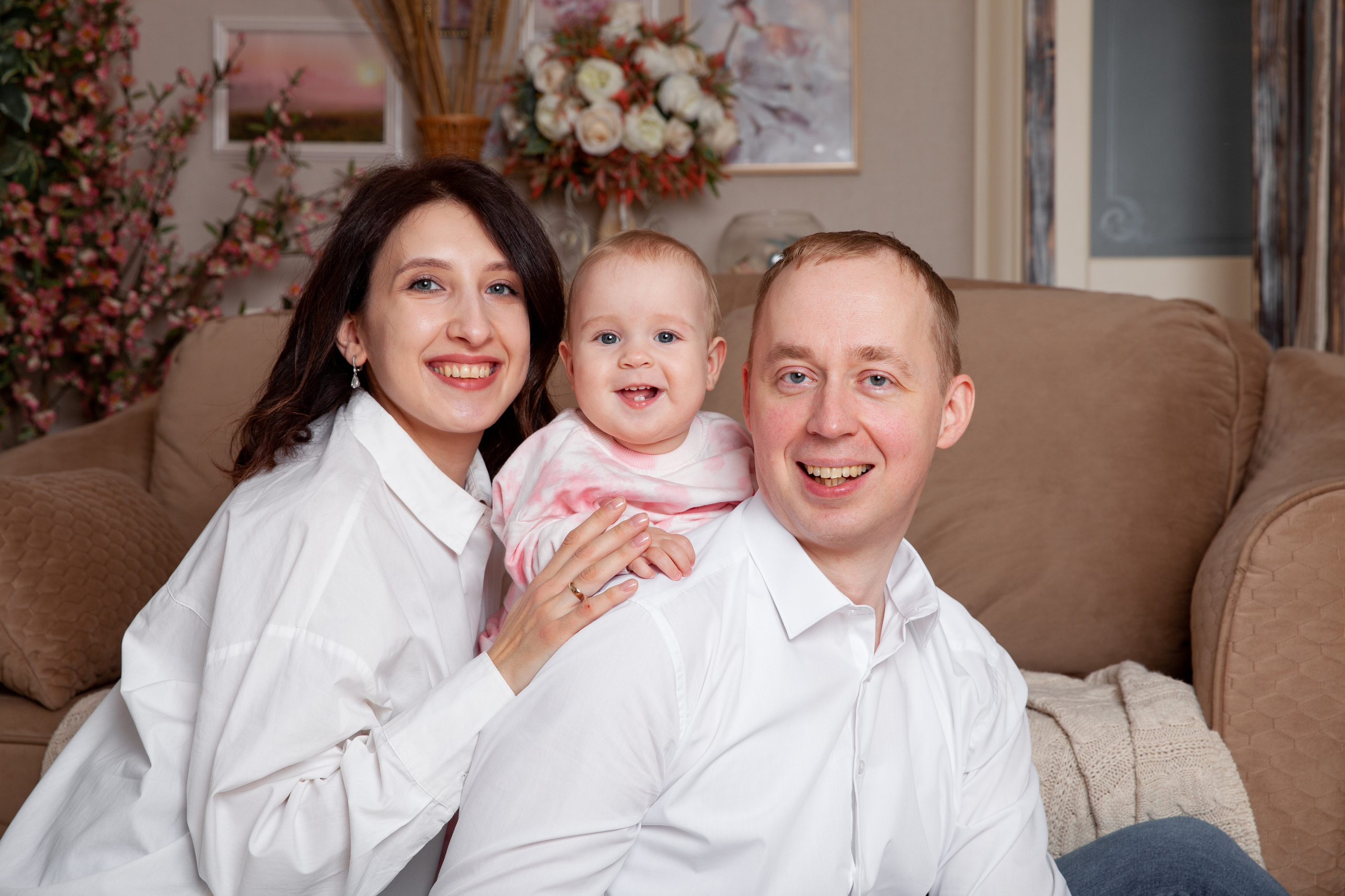 Семейная фотосессия с маленькой Лизой. Фотограф в Железнодорожном и Балашихе