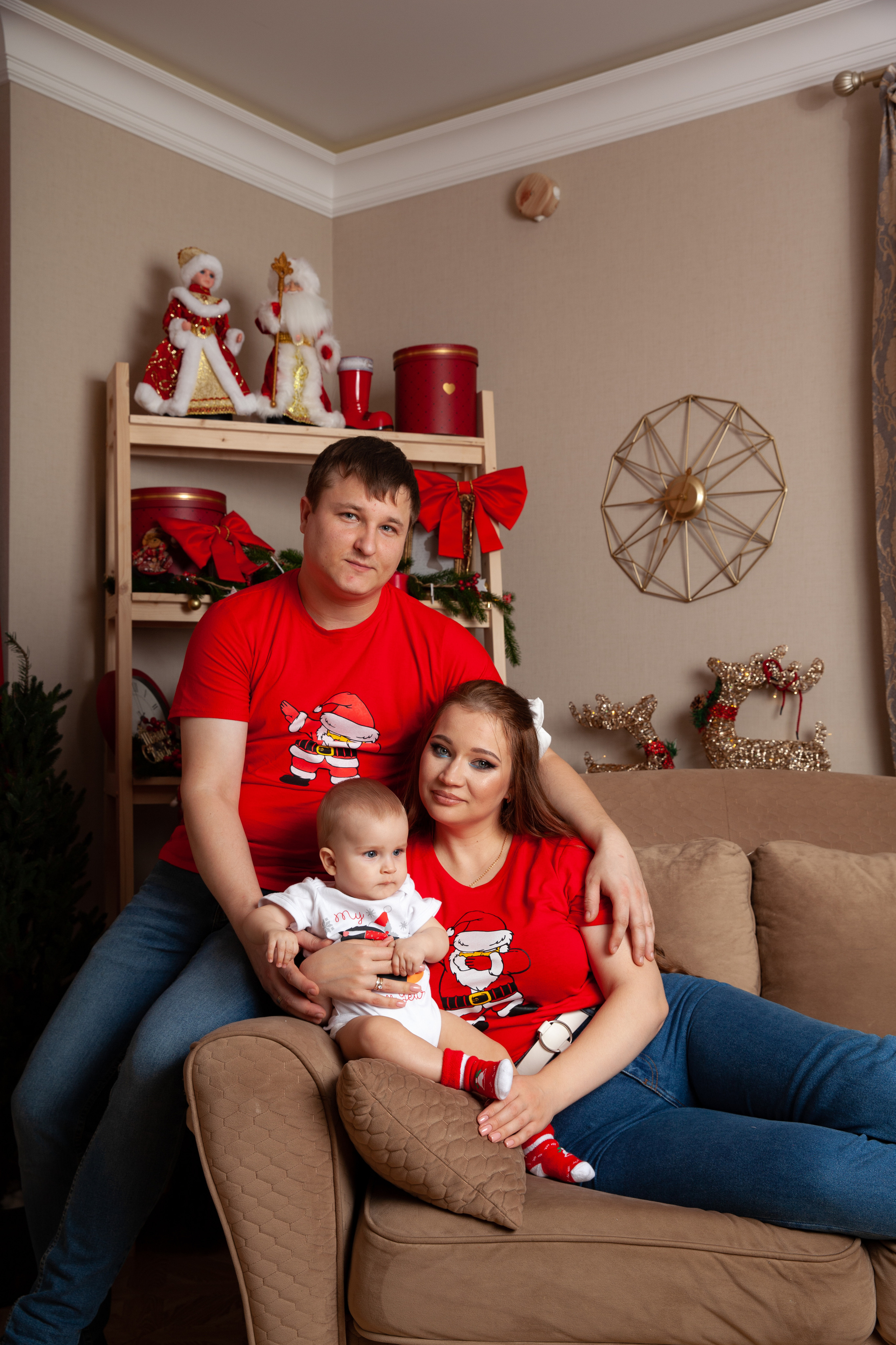 Новогодняя семейная фотосессия для Алины. Фотограф в Железнодорожном и Балашихе