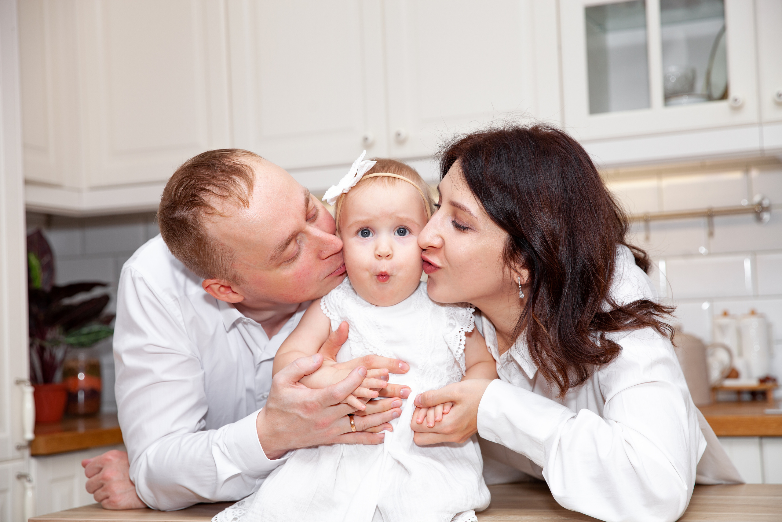 Семейная фотосессия с маленькой Лизой. Фотограф в Железнодорожном и Балашихе
