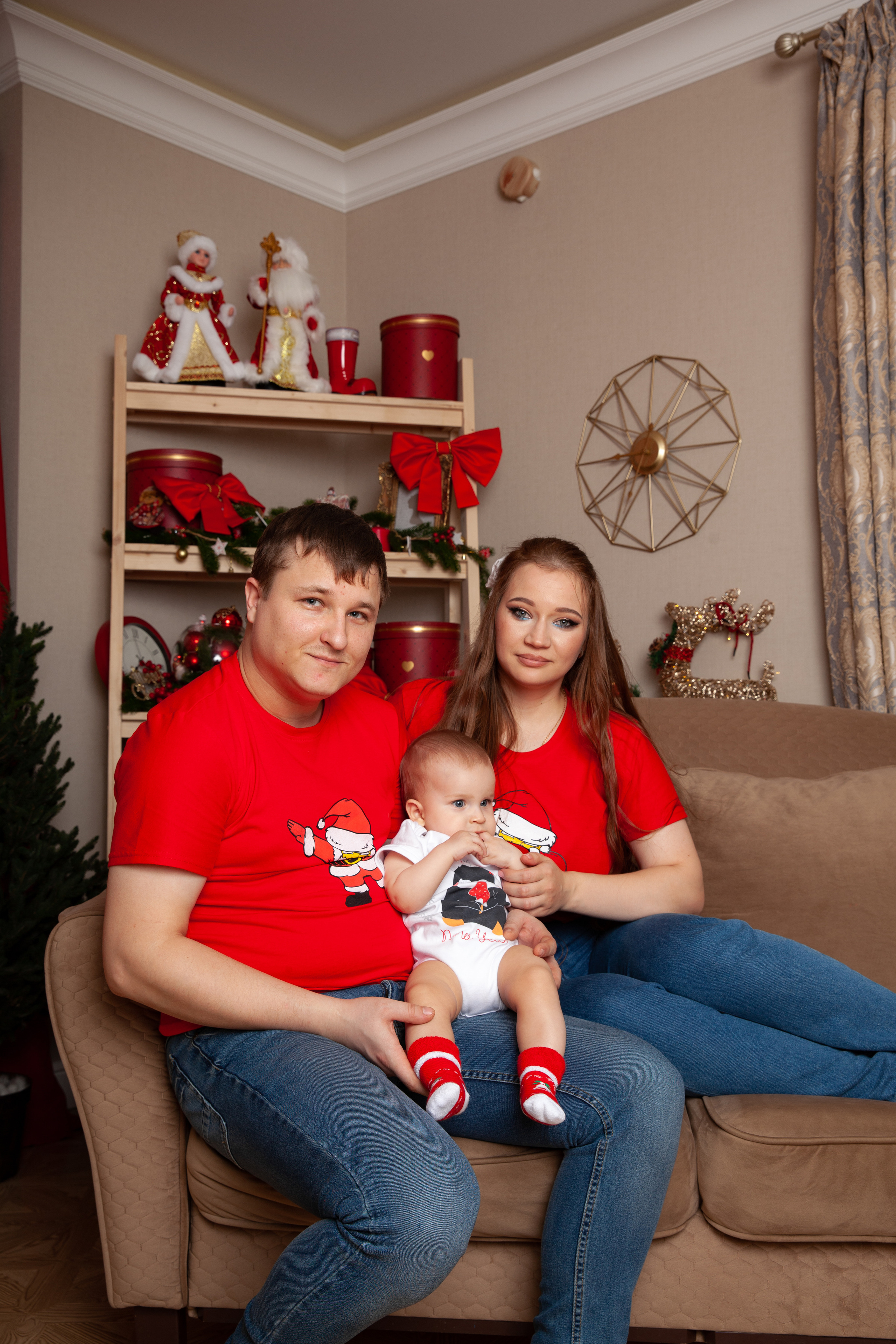 Новогодняя семейная фотосессия для Алины. Фотограф в Железнодорожном и Балашихе