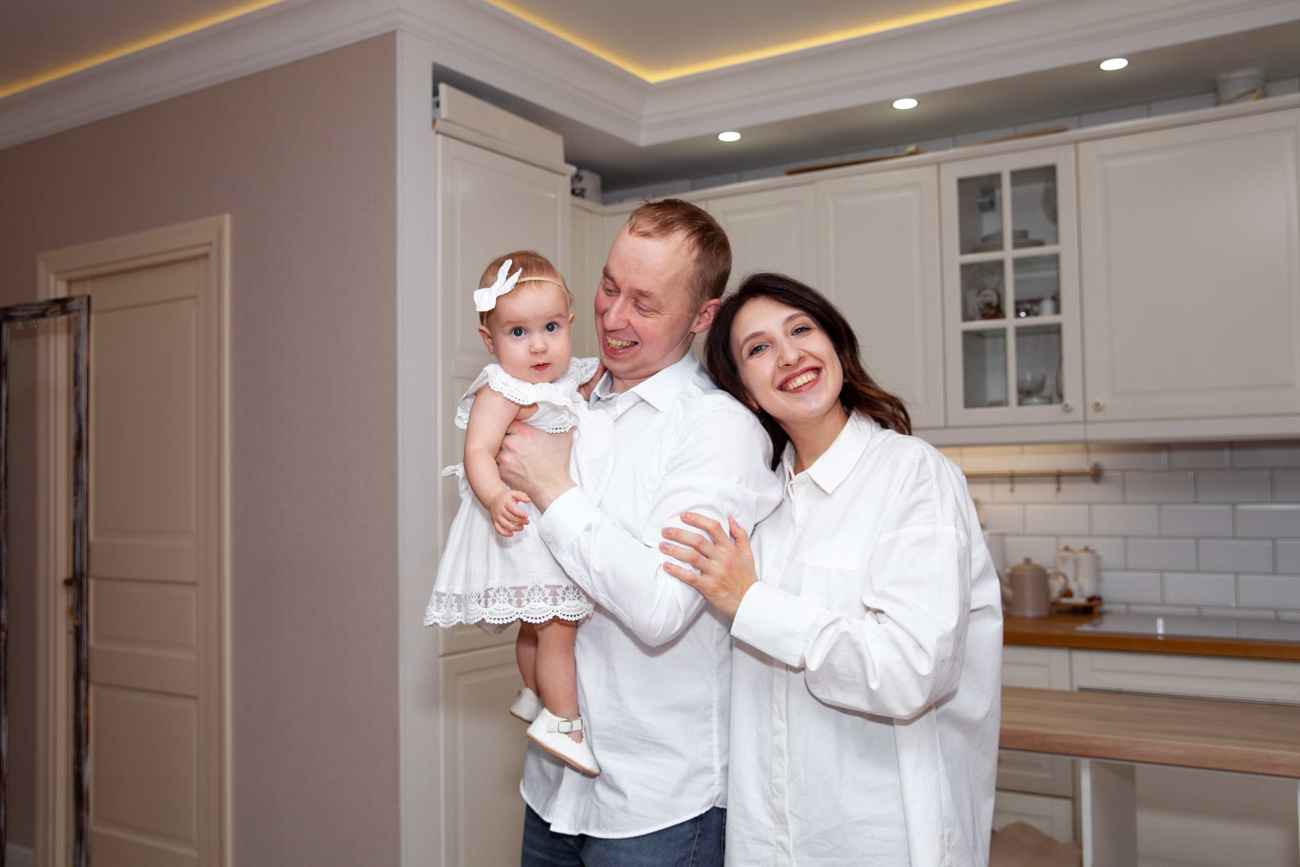 Семейная фотосессия с маленькой Лизой. Фотограф в Железнодорожном и Балашихе