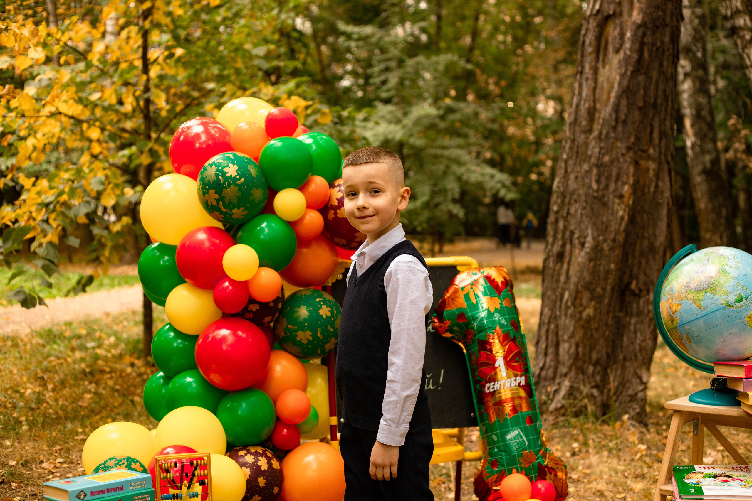 Школьная фотосессия по случаю 1 сентября. Фотограф в Железнодорожном и Балашихе