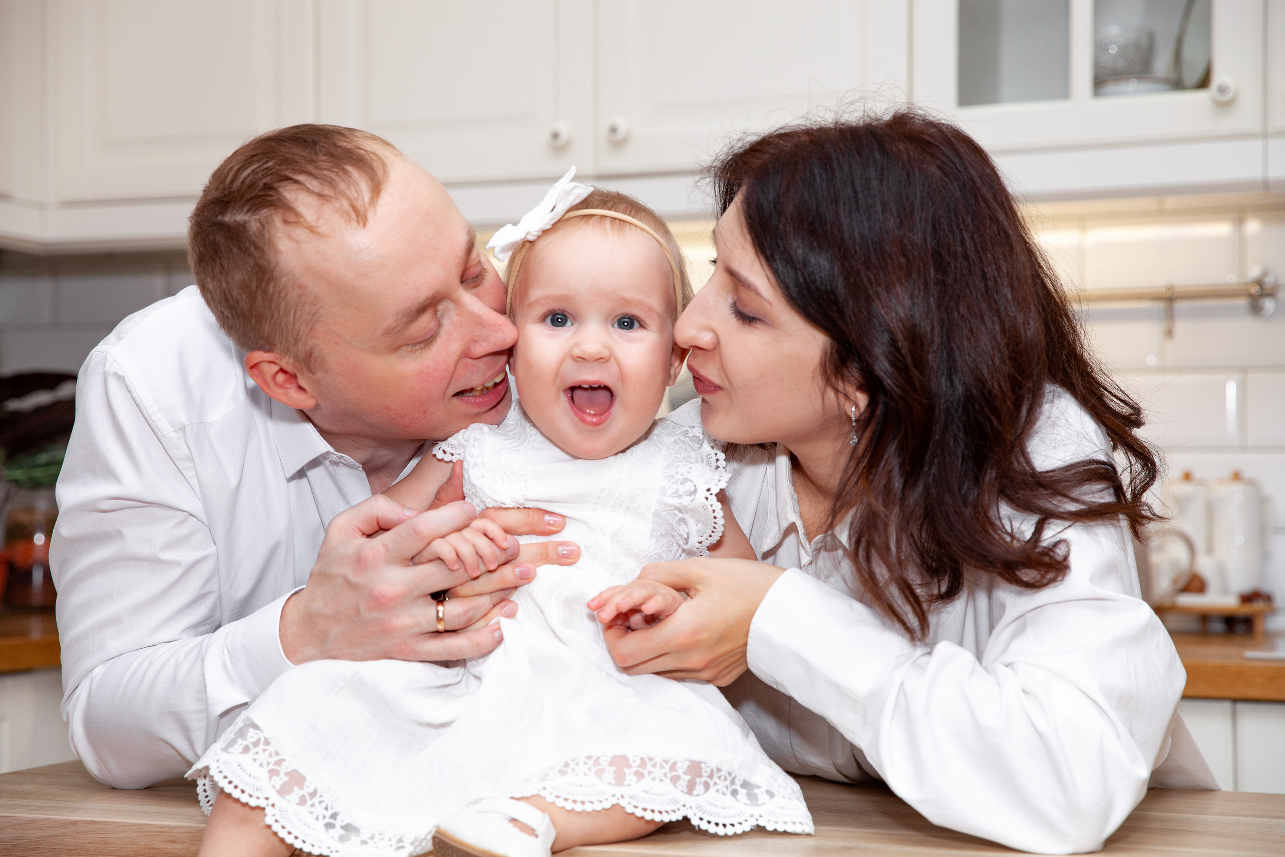 Семейная фотосессия с маленькой Лизой. Фотограф в Железнодорожном и Балашихе