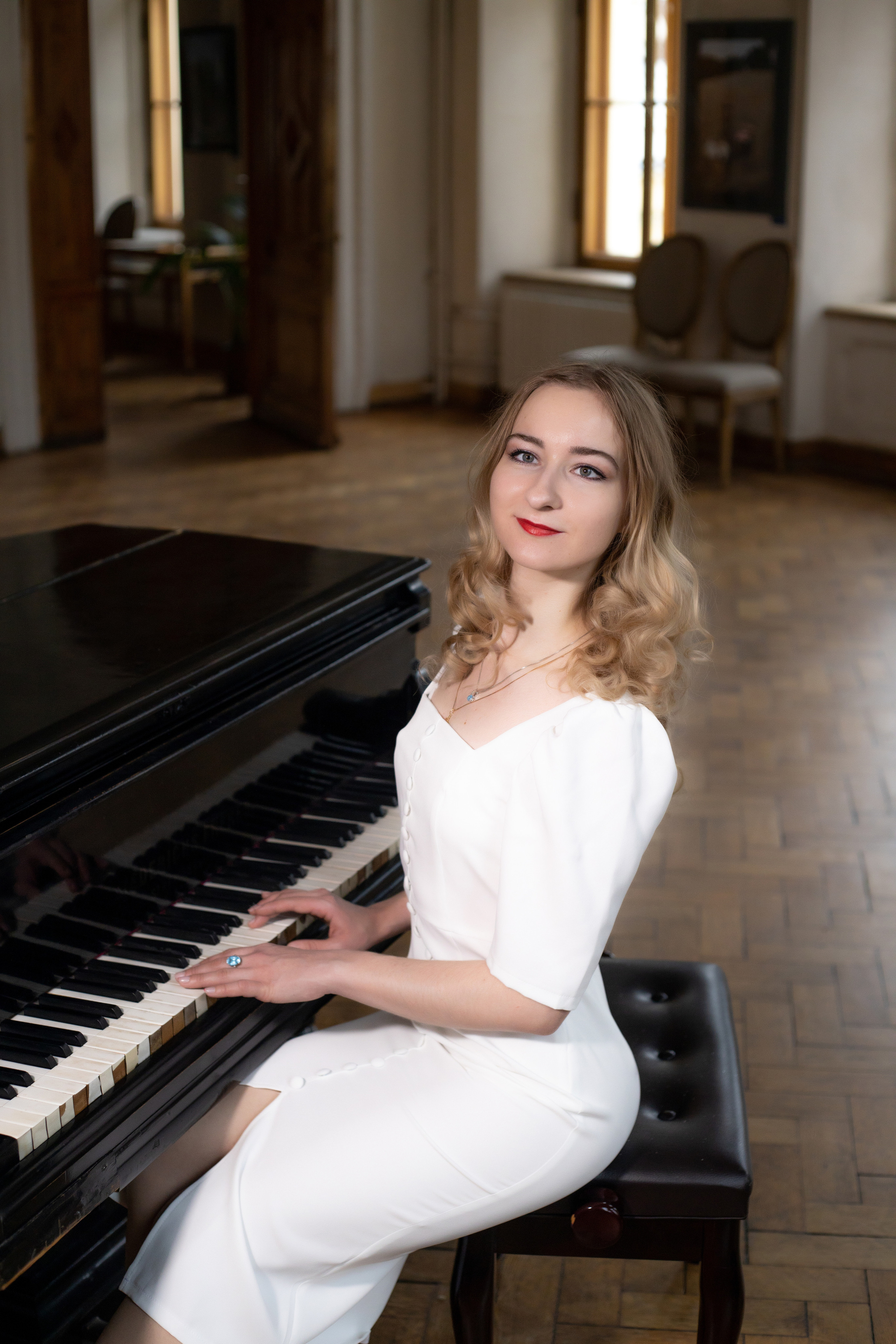 Портретная съемка в библиотеке. Фотограф в Железнодорожном и Балашихе