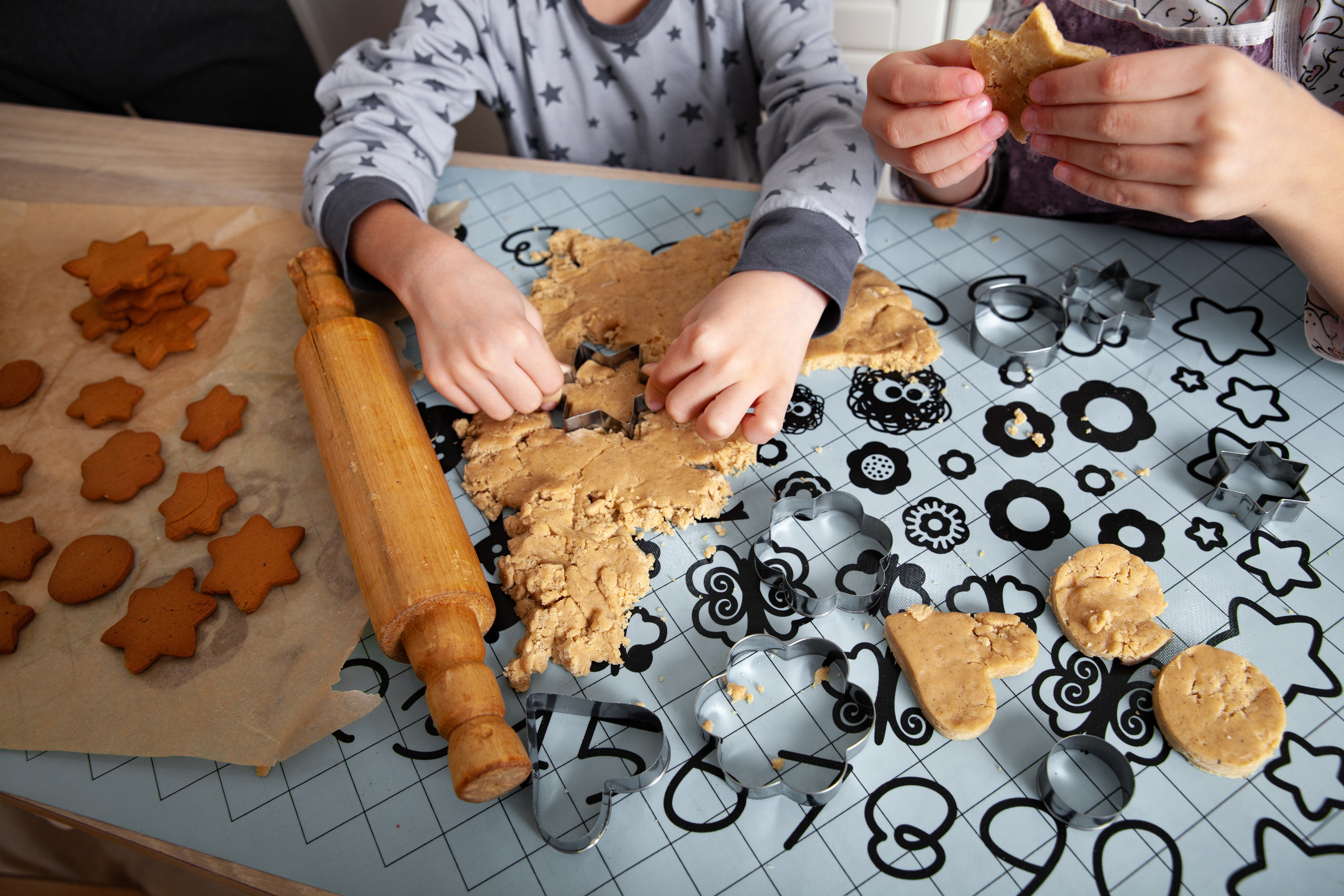 Весёлая фотосессия с пряниками. Фотограф в Железнодорожном и Балашихе