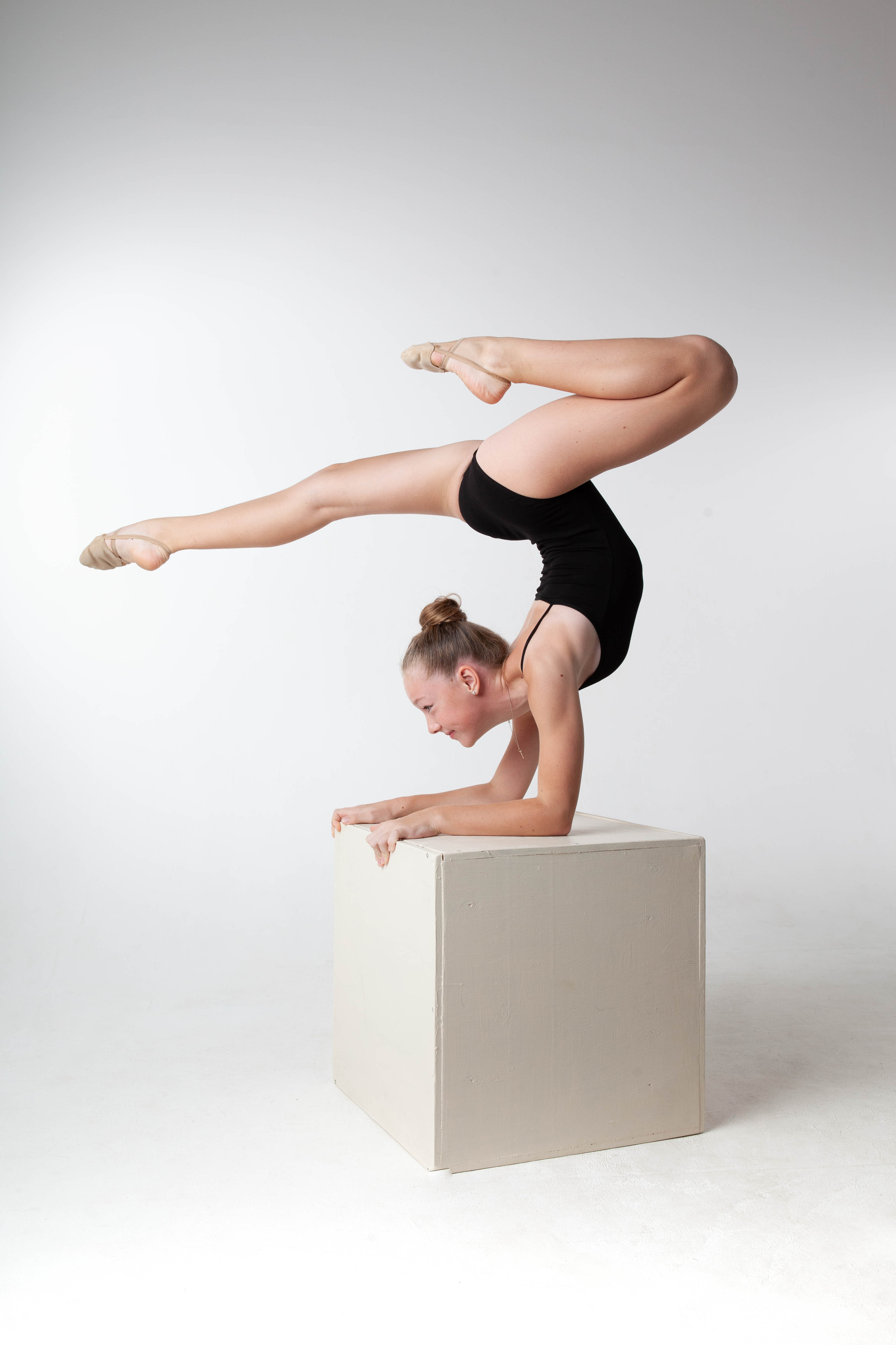 Фотосессия портфолио для гимнасток. Фотограф в Железнодорожном и Балашихе