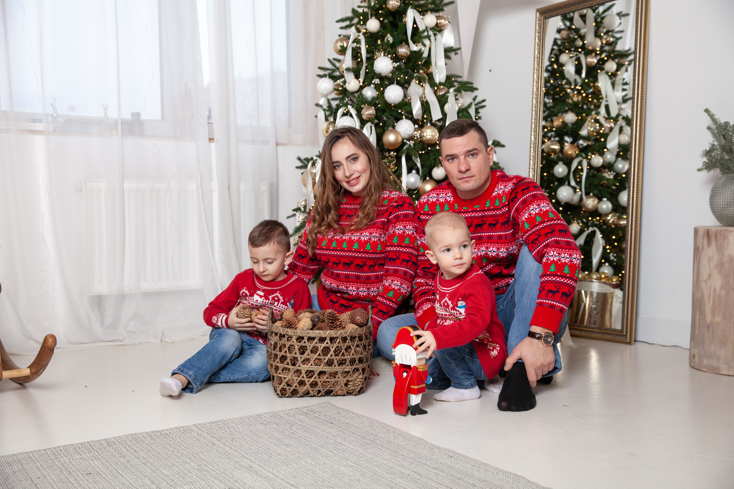 красивый семейный портрет на новый год
