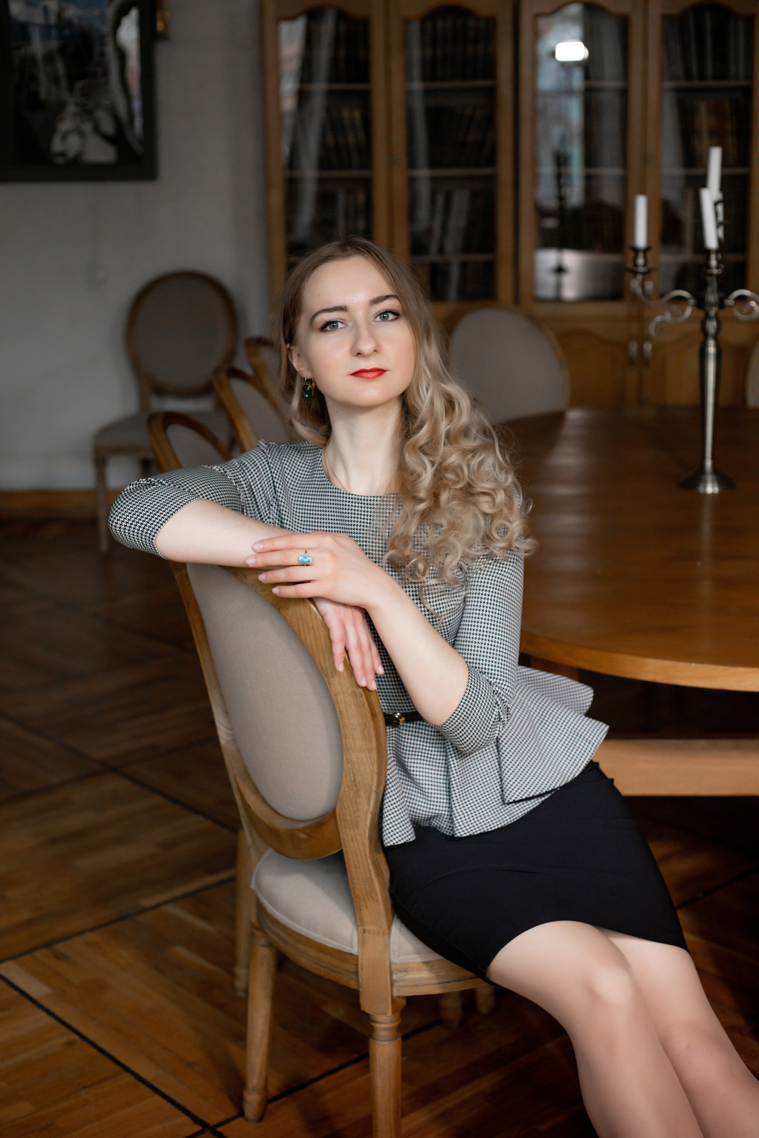 Портретная съемка в библиотеке. Фотограф в Железнодорожном и Балашихе