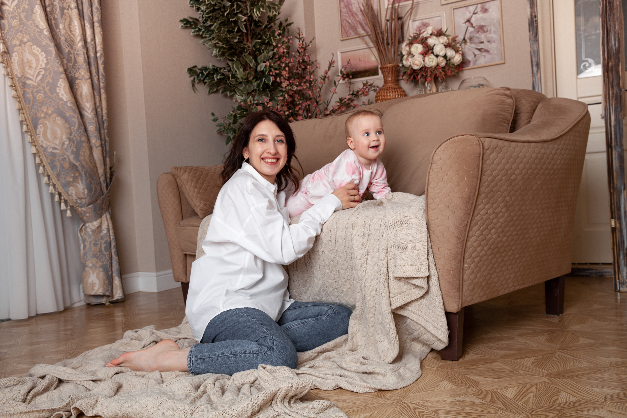 Семейная фотосессия с маленькой Лизой. Фотограф в Железнодорожном и Балашихе