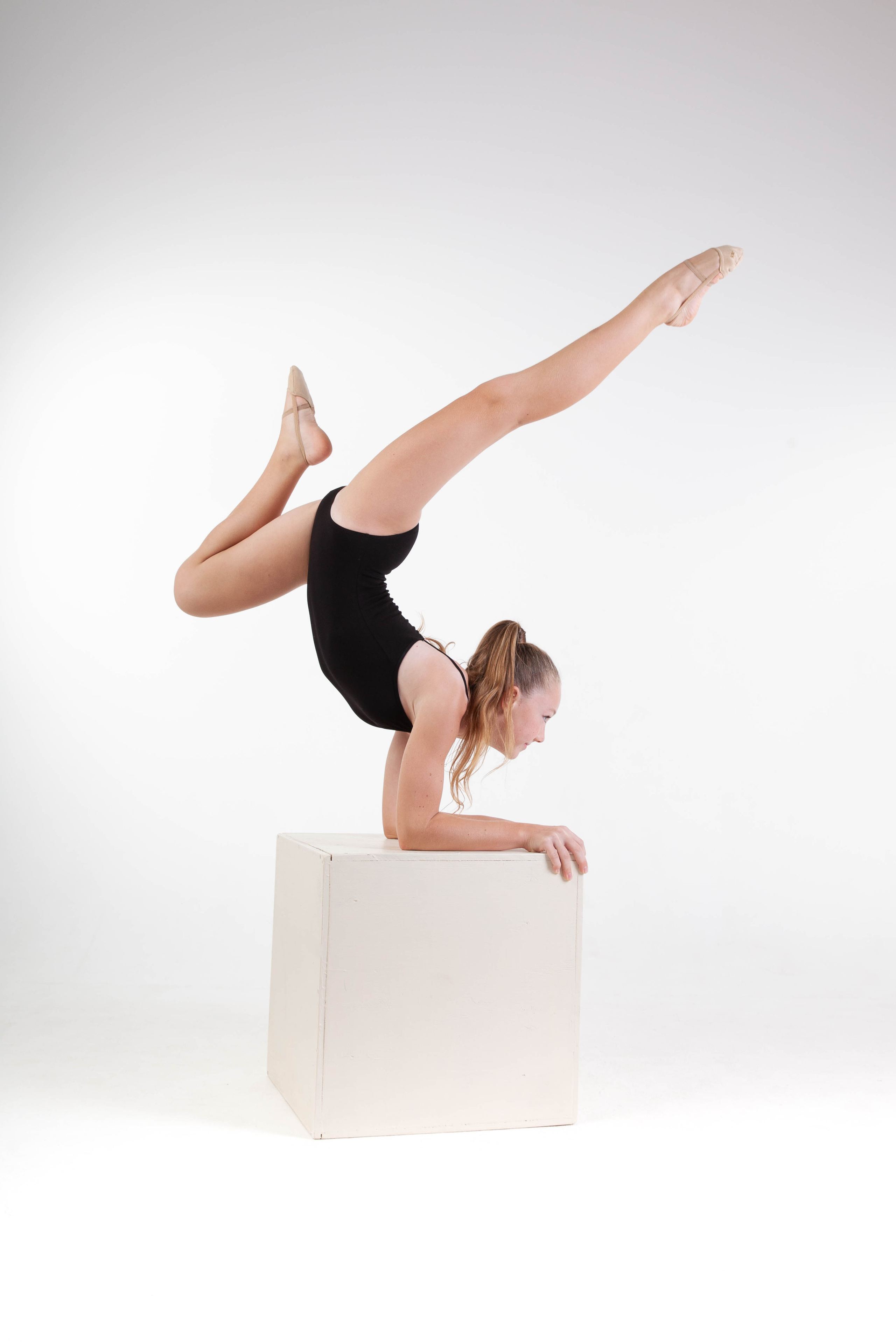 Фотосессия портфолио для гимнасток. Фотограф в Железнодорожном и Балашихе