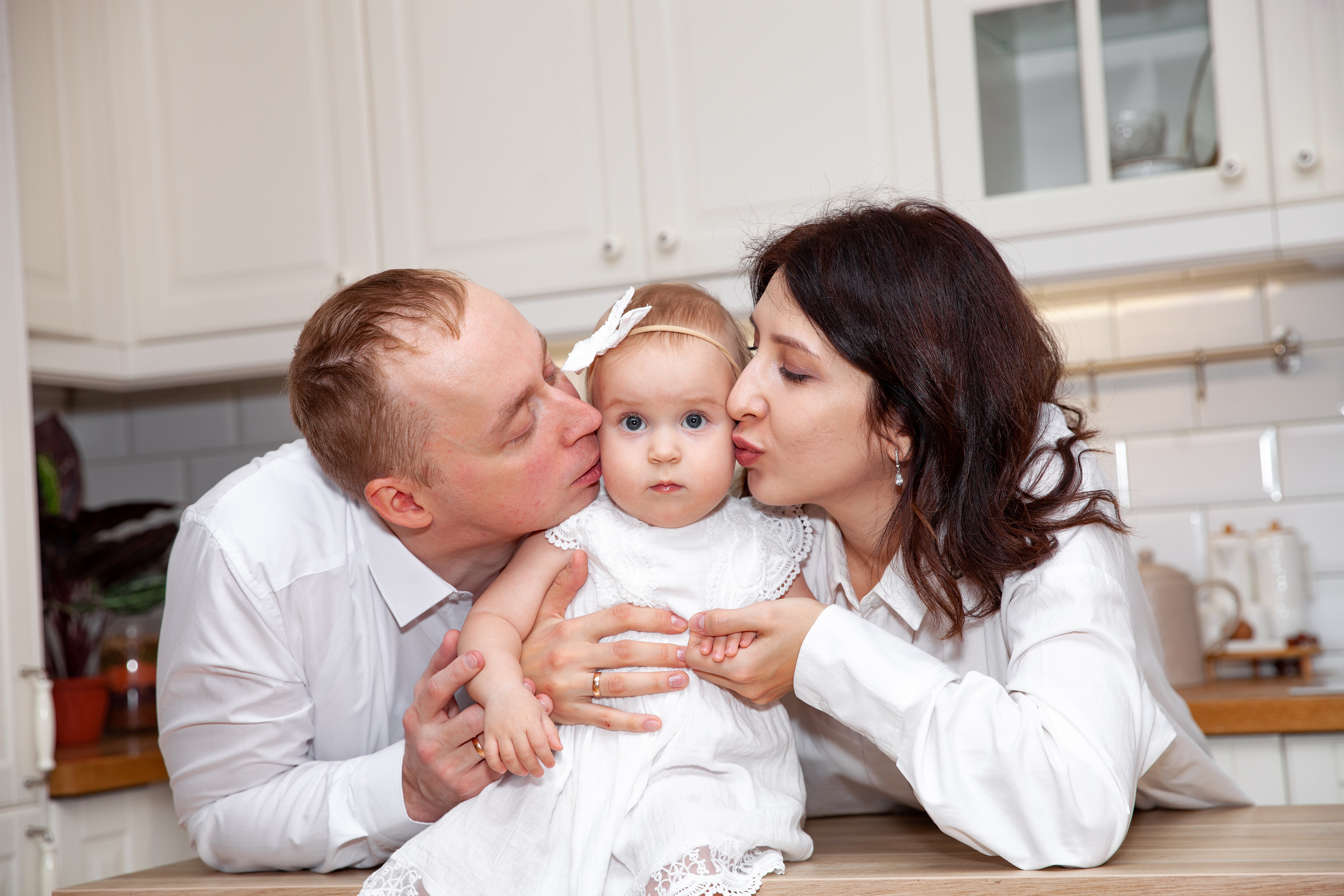 Семейная фотосессия с маленькой Лизой. Фотограф в Железнодорожном и Балашихе