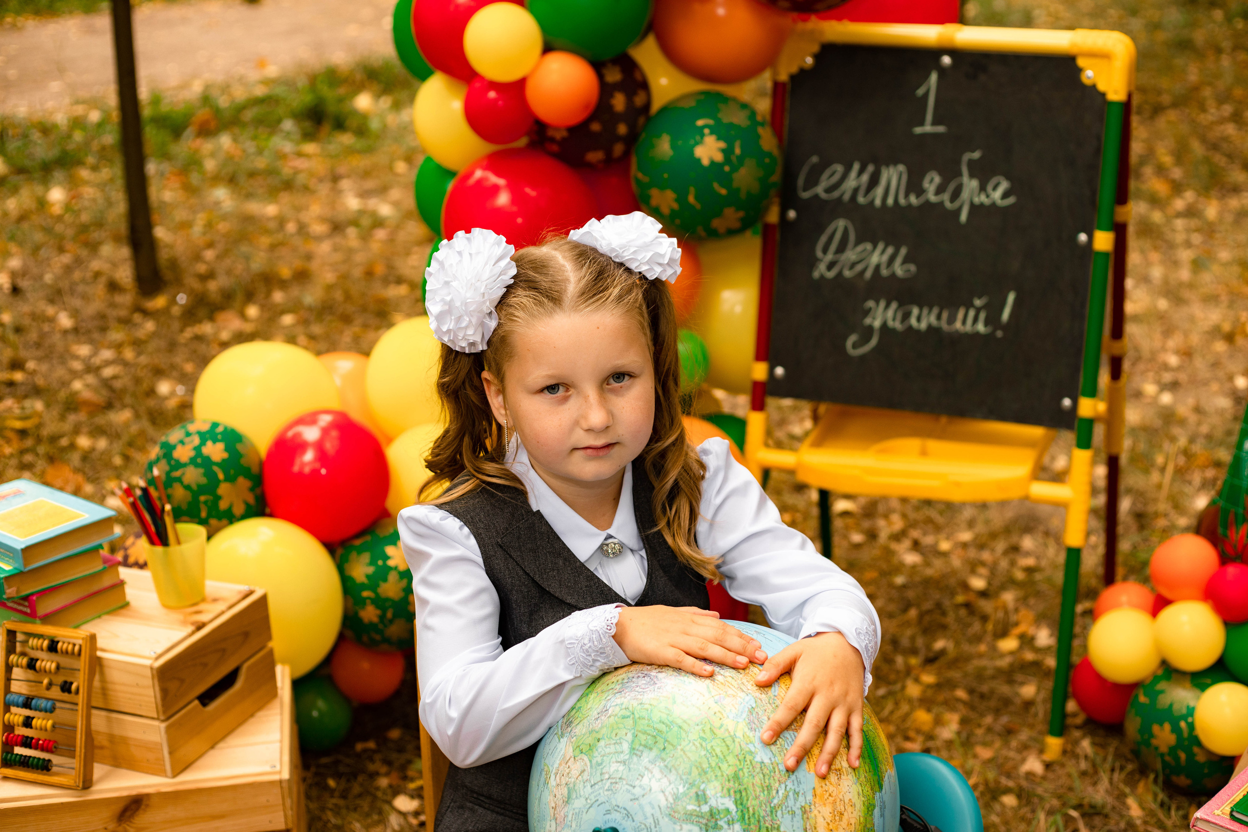 Школьная фотосессия по случаю 1 сентября. Фотограф в Железнодорожном и Балашихе