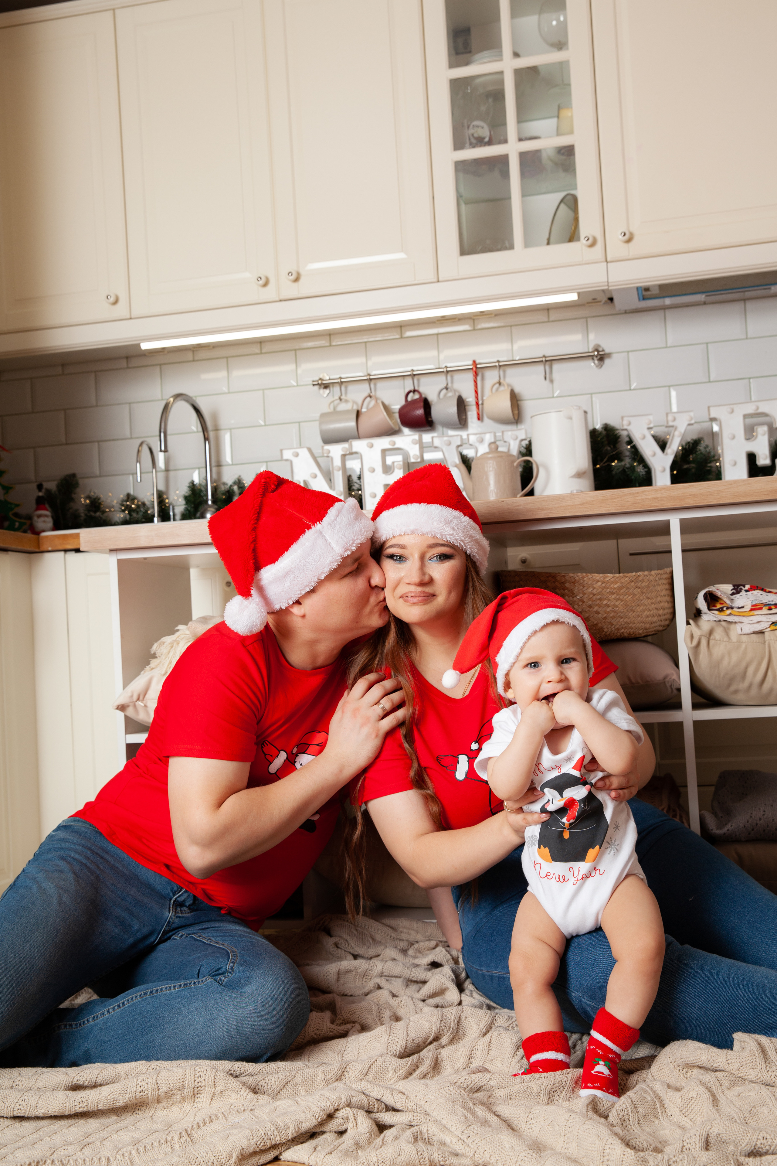 Новогодняя семейная фотосессия для Алины. Фотограф в Железнодорожном и Балашихе