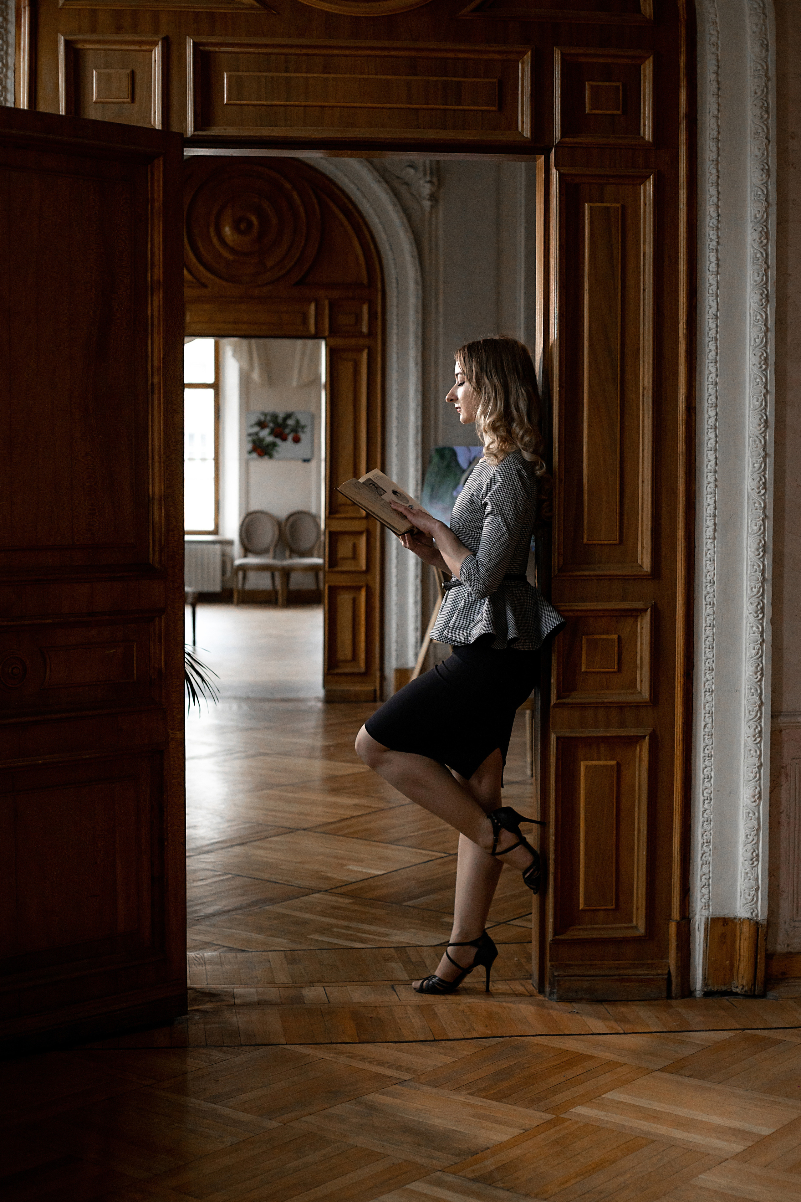 Портретная съемка в библиотеке. Фотограф в Железнодорожном и Балашихе