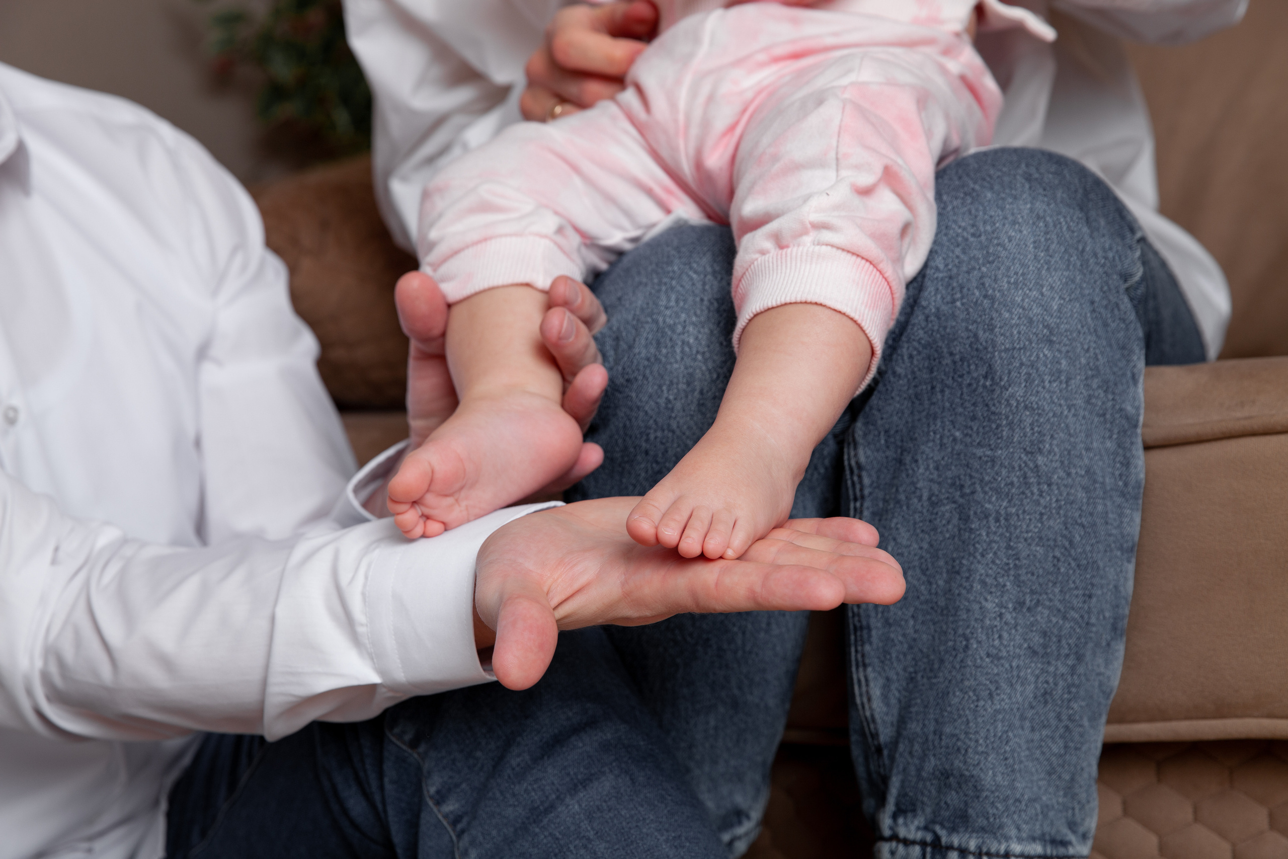 Семейная фотосессия с маленькой Лизой. Фотограф в Железнодорожном и Балашихе