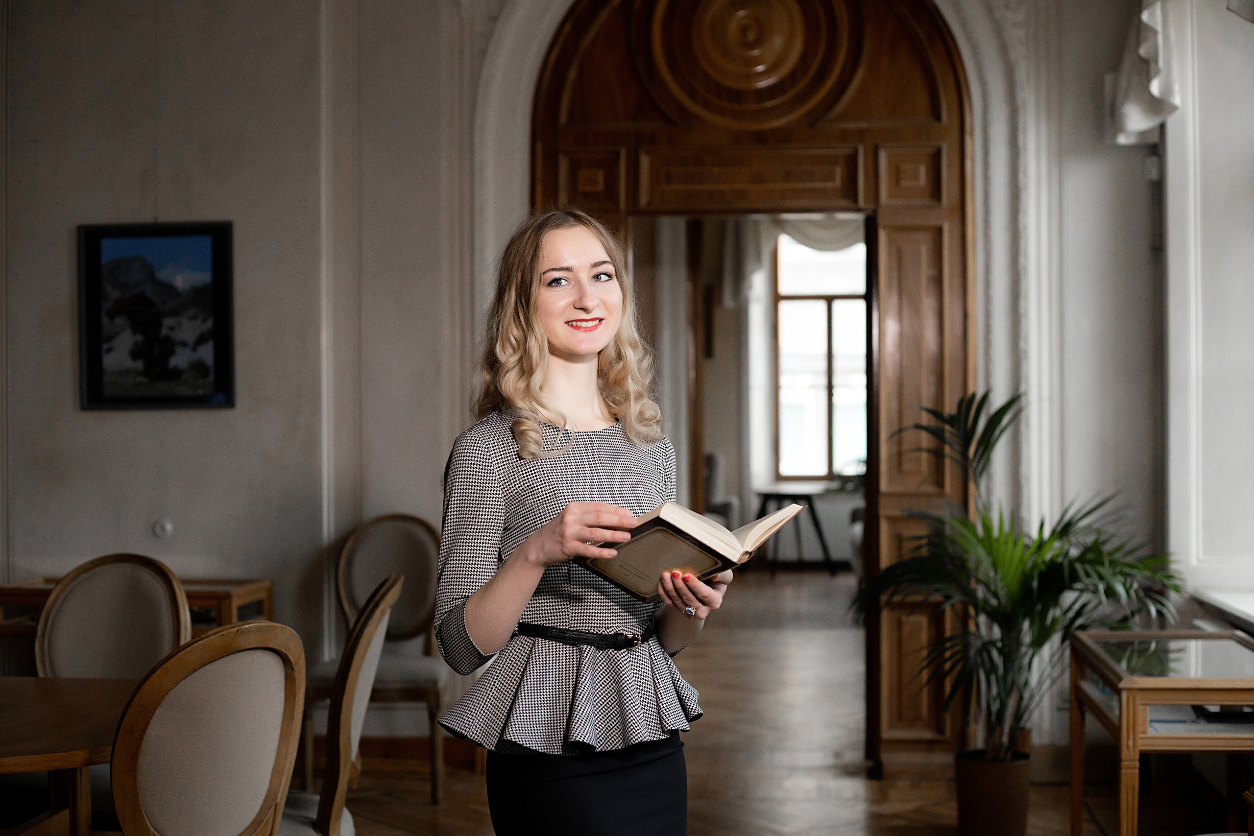 Портретная съемка в библиотеке. Фотограф в Железнодорожном и Балашихе