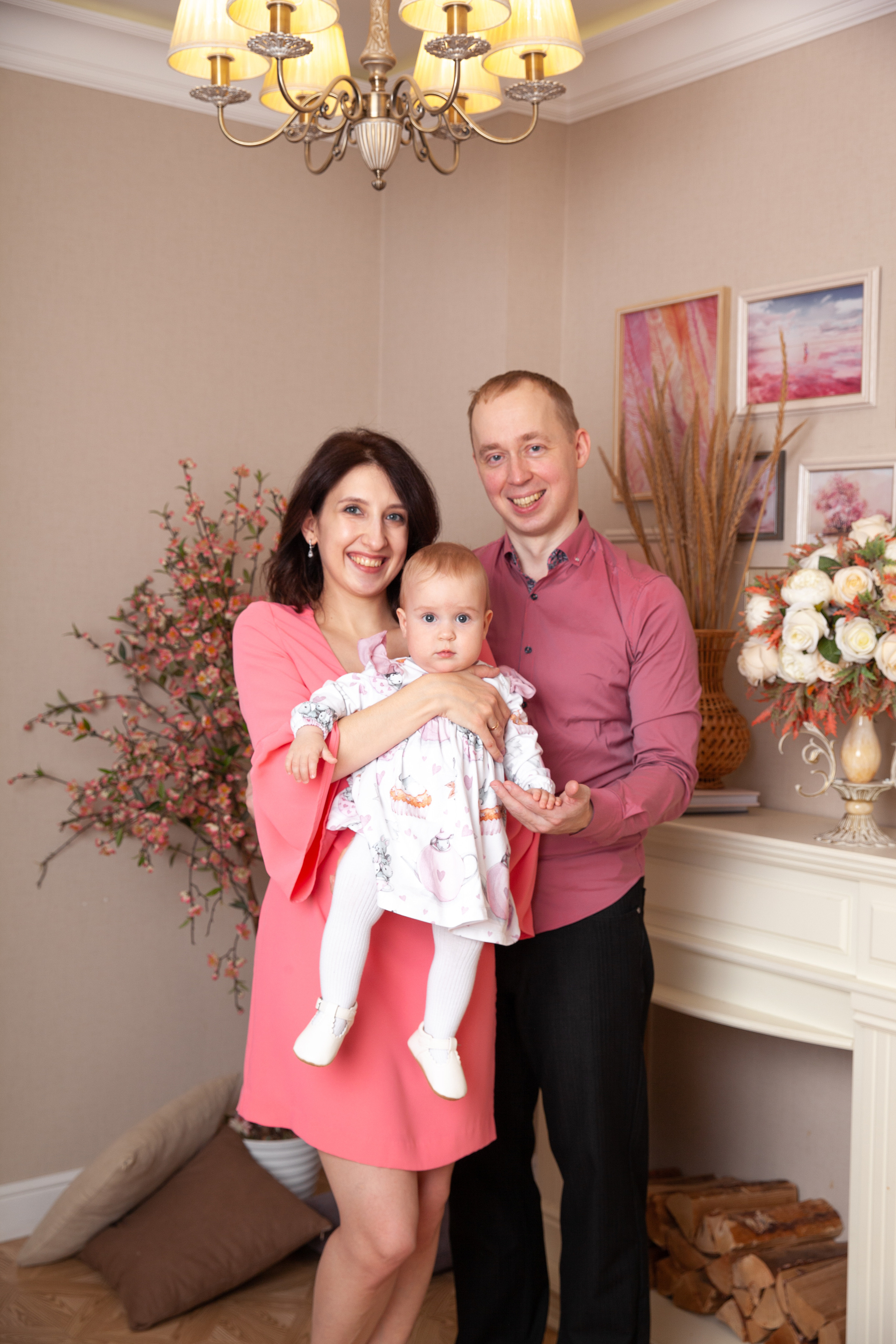 Семейная фотосессия с маленькой Лизой. Фотограф в Железнодорожном и Балашихе