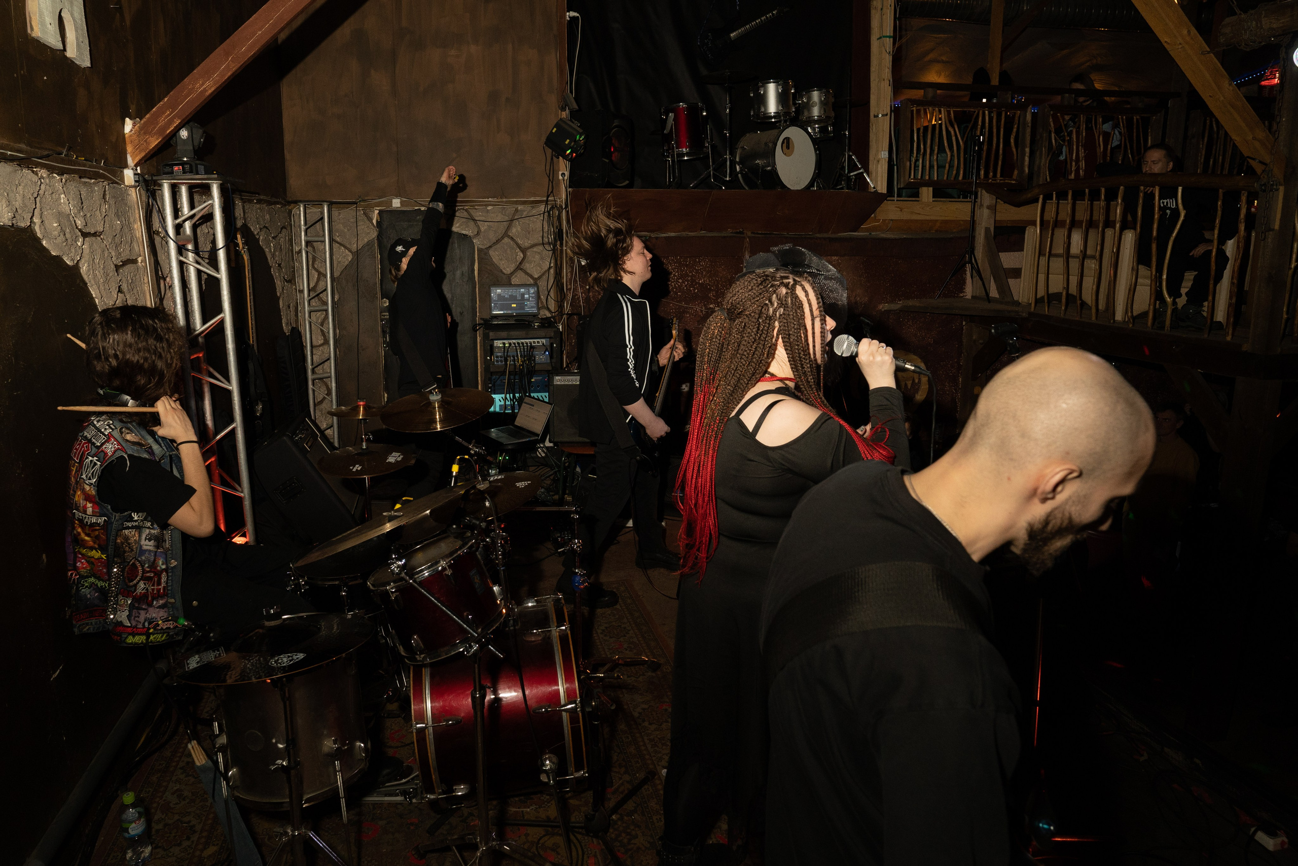 Ночь На Земле|Нора, Псков. Концертный и репортажный фотограф в Санкт-Петербурге Слава Пахомов