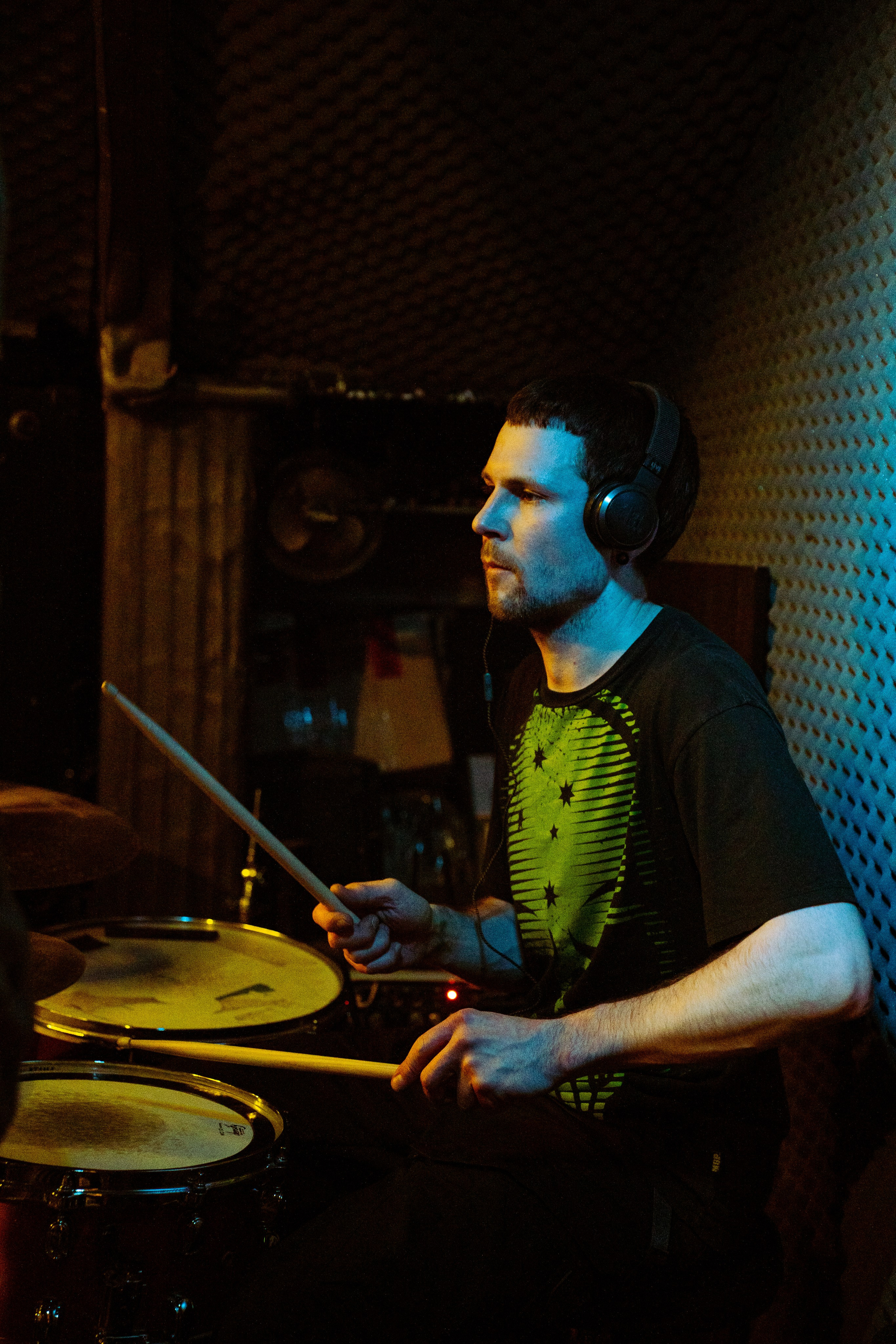 Сатива|Debaser. Концертный и репортажный фотограф в Санкт-Петербурге Слава Пахомов