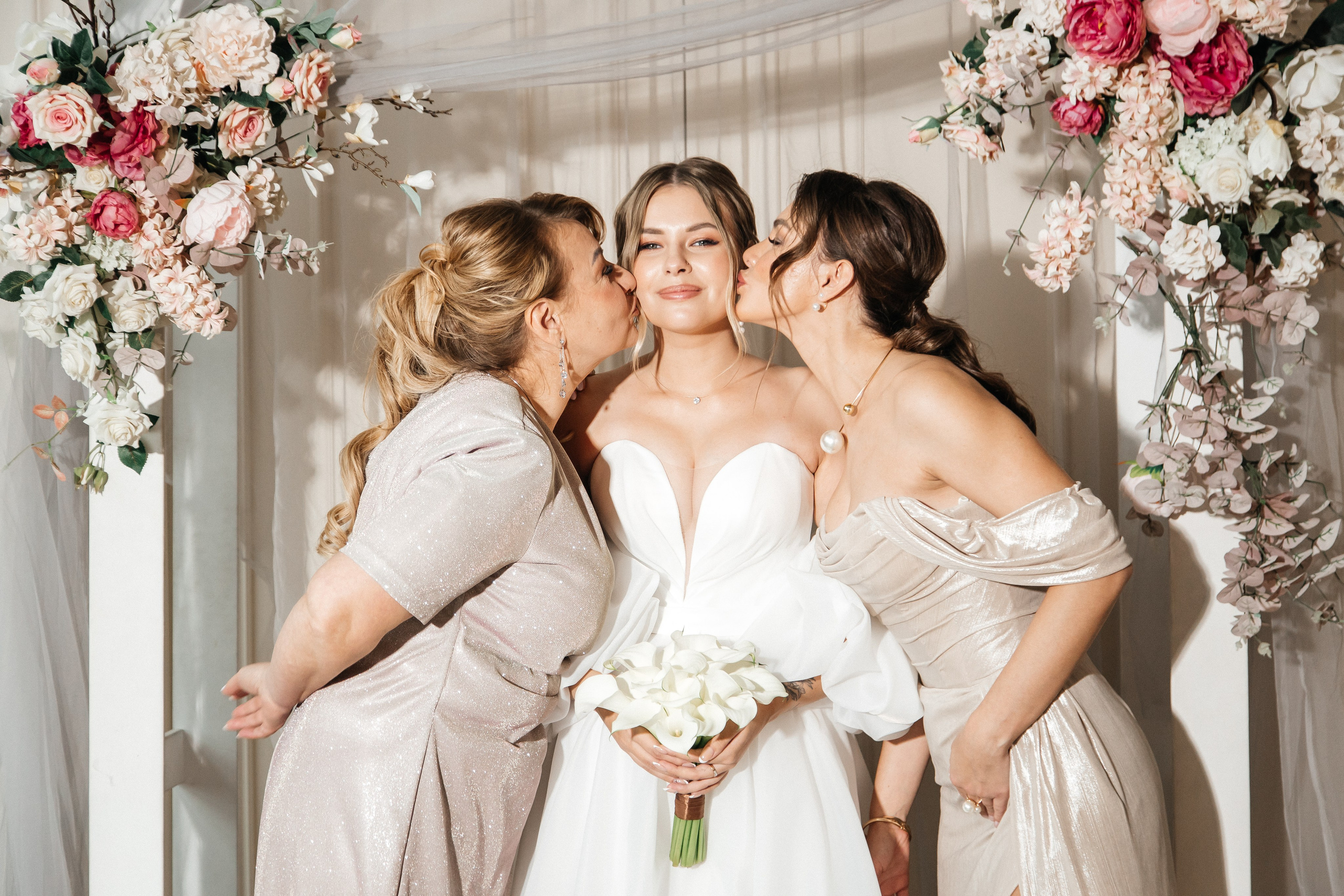 Любовный фестиваль. Артём Бачурин — свадебный фотограф Воронеж